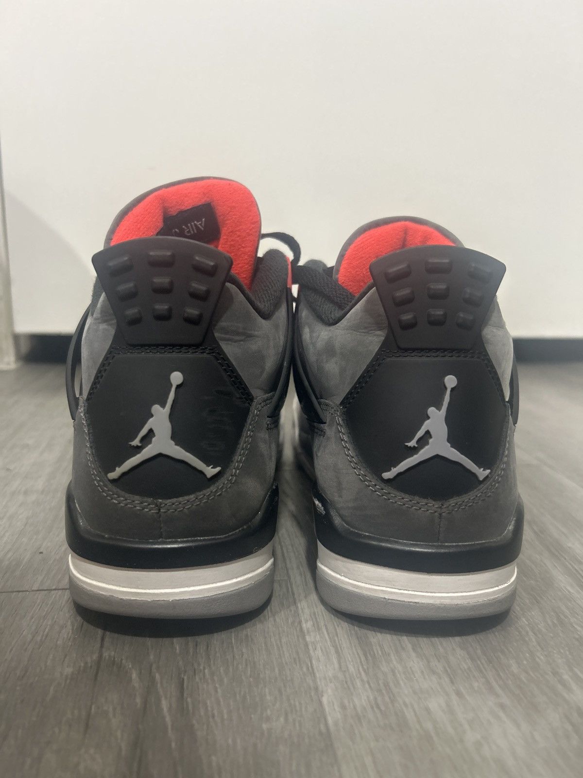 Jordan Brand AIR JORDAN 4 RETRO Size US 7.5 / EU 40-41 - 2 Thumbnail