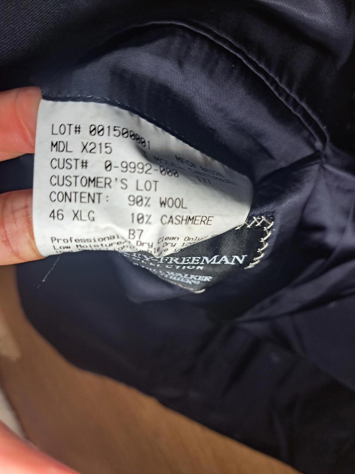 Hickey Freeman Hickey Freeman Blazer Mens 46L Black Gold Buttons Cashmere Size 46L - 3 Thumbnail