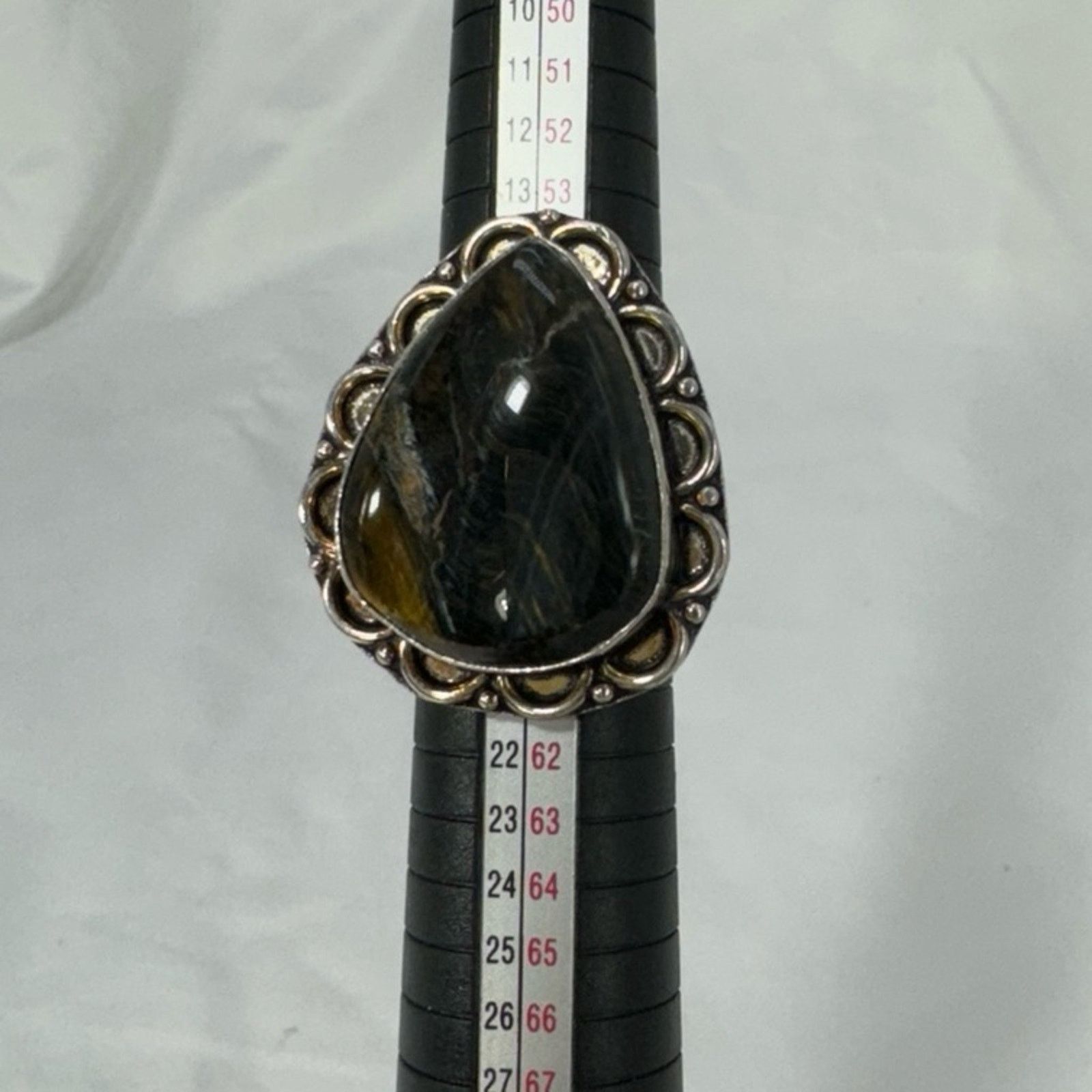 NBDN Nobrandedon VTG style Sterling Silver Tigers Eye ring Size ONE SIZE - 1 Thumbnail