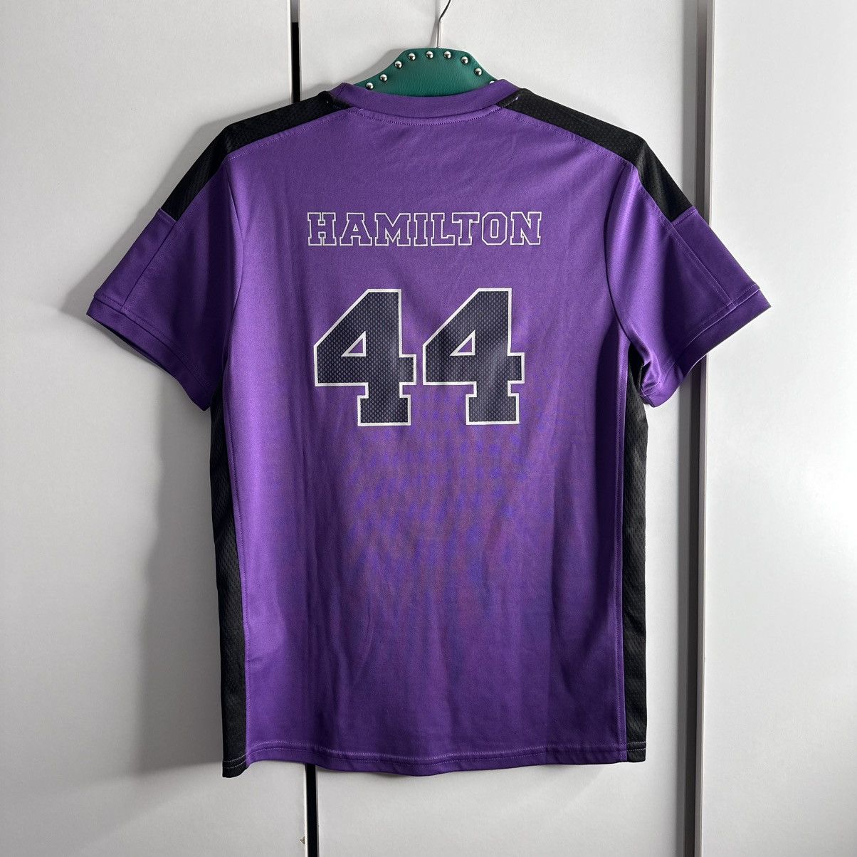 Formula 1 T-SHIRT FORMULA ONE F1 44 LEWIS HAMILTON AMG MERCEDES F1 Size US S / EU 44-46 / 1 - 5 Thumbnail