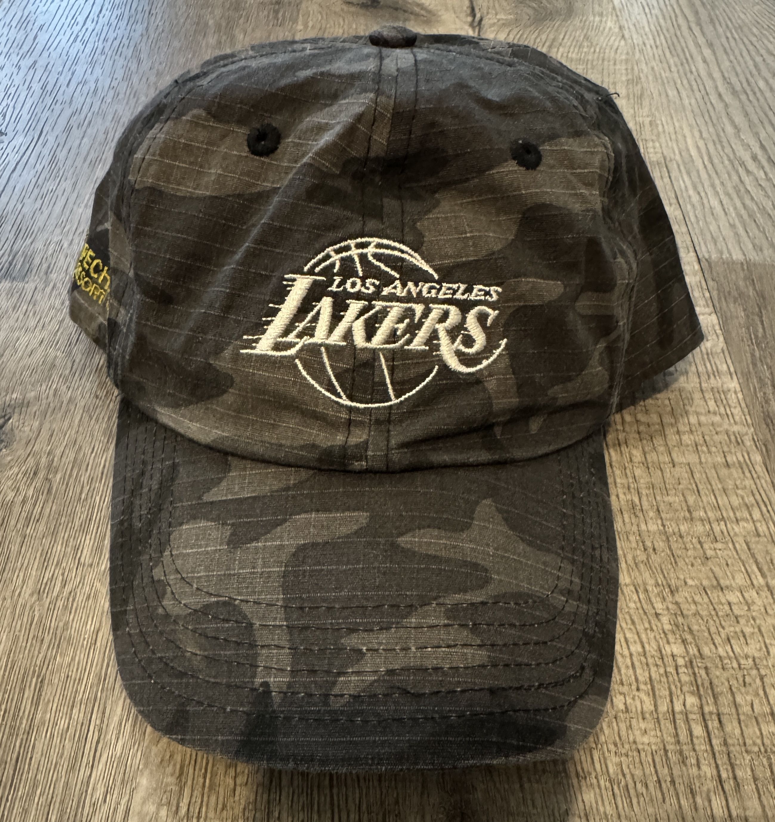 NBA Lakers Promo Giveaway Camo Hat Size ONE SIZE - 1 Thumbnail