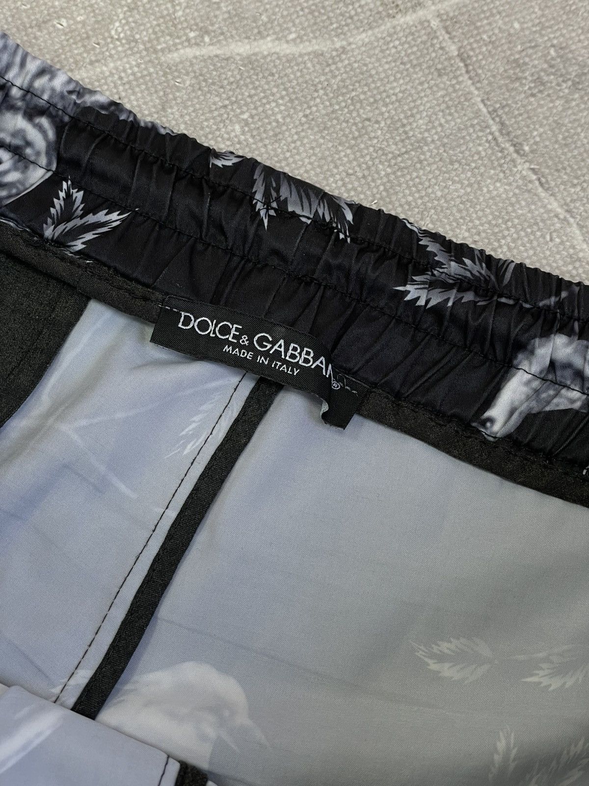 Dolce & Gabbana Dolce Gabbana floral swim nylon shorts Size US 34 / EU 50 - 7 Thumbnail