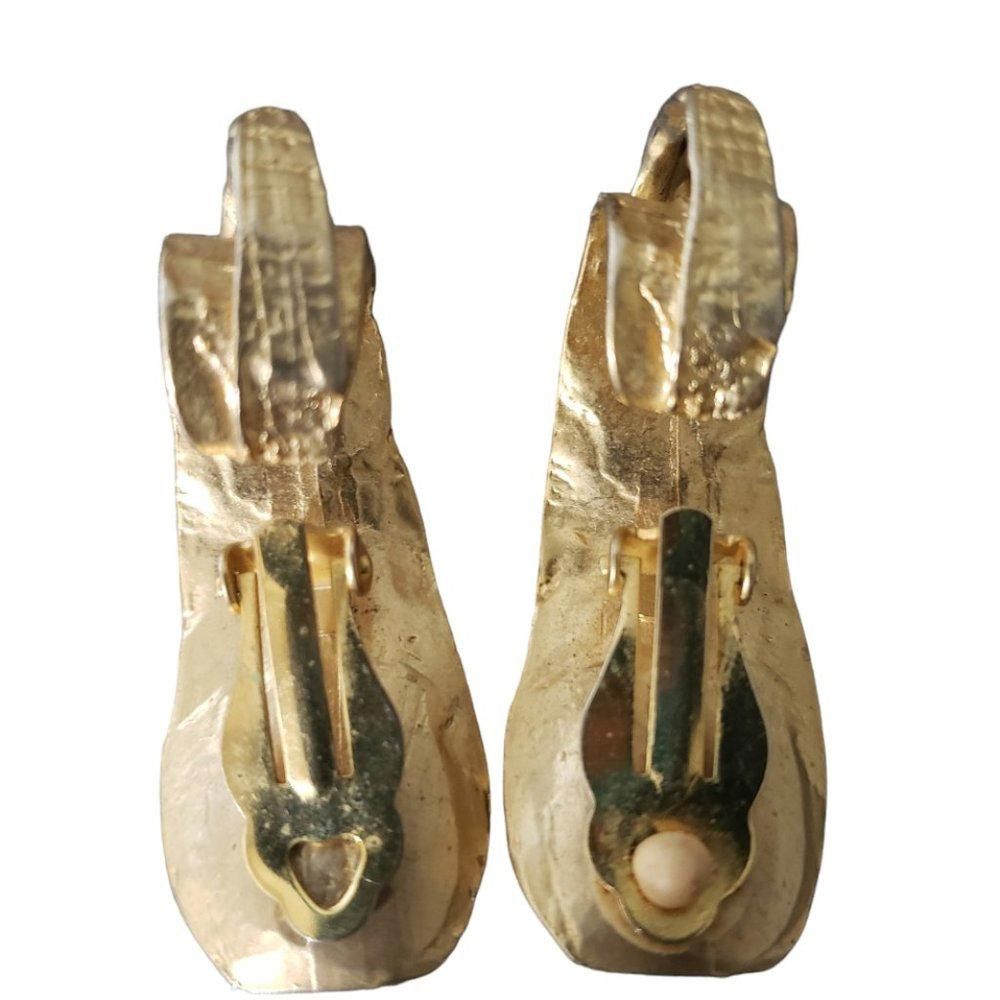 Designer Vintage Gold Tone Clip Earrings Size ONE SIZE - 3 Thumbnail