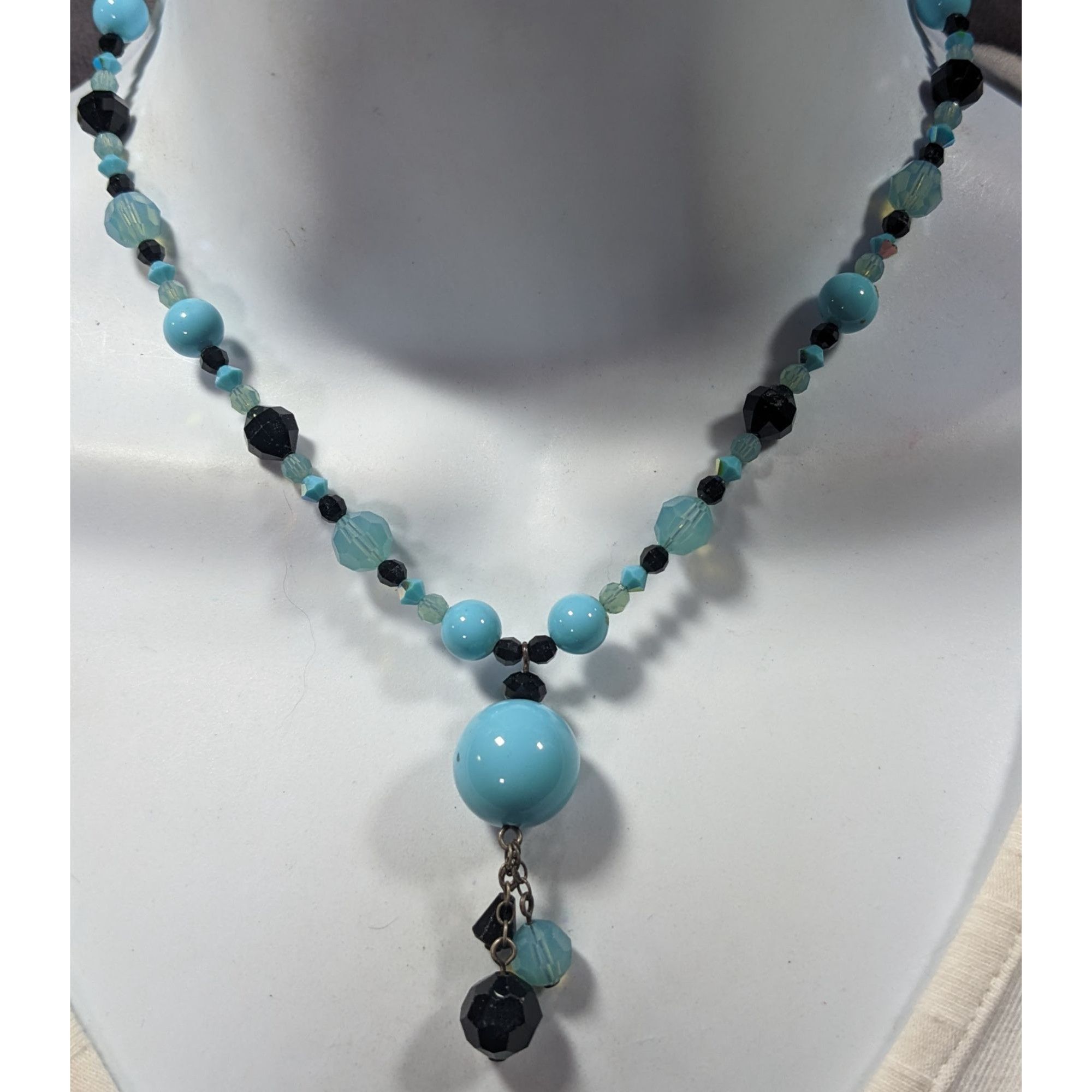 Other Whimsical Blue And Black Glass Beaded Y Necklace Size ONE SIZE - 6 Thumbnail