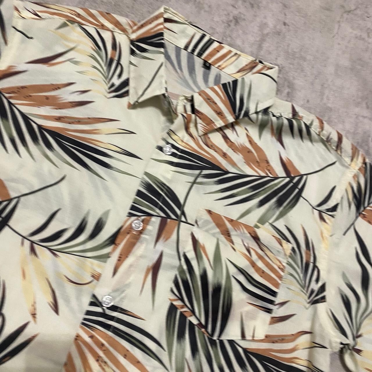 Other Casual white and brown short sleeve button up shirt Size US S / EU 44-46 / 1 - 3 Thumbnail