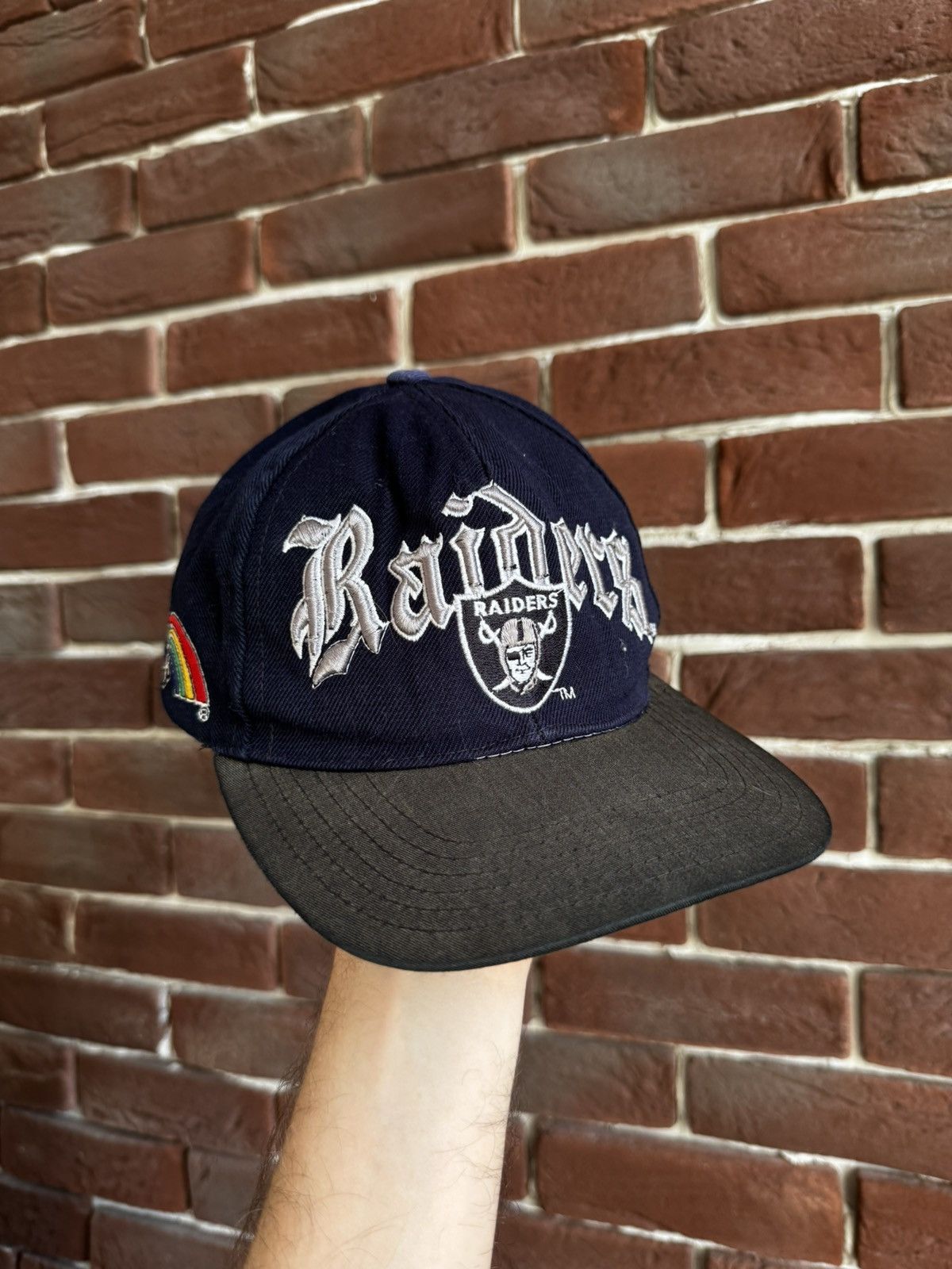 NFL Vintage Oakland Raiders Cap Hat Trucker NFL Streetwear Size ONE SIZE - 1 Thumbnail