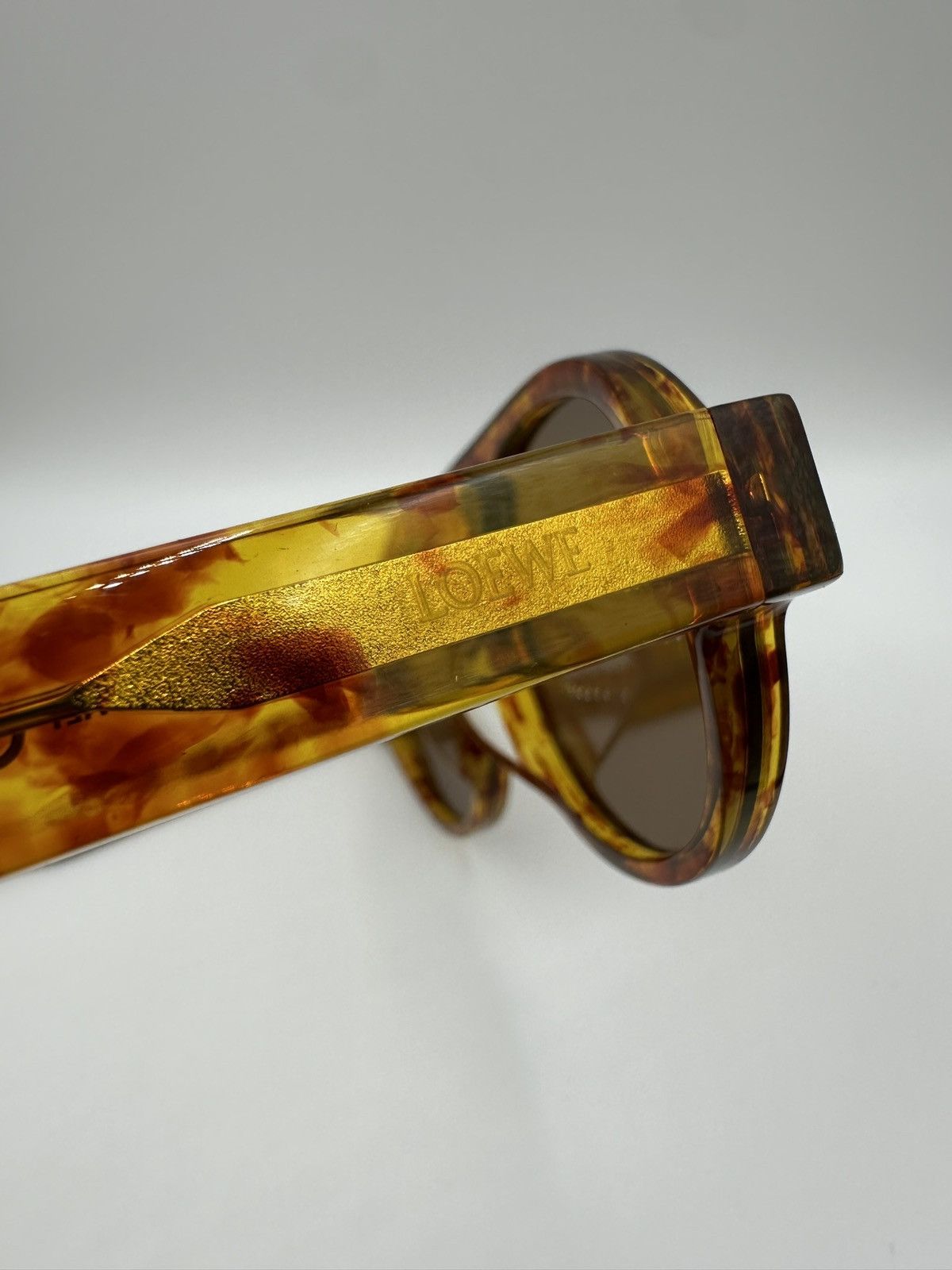 Loewe Loewe Amber Wood Grain Sunglasses Size ONE SIZE - 6 Thumbnail
