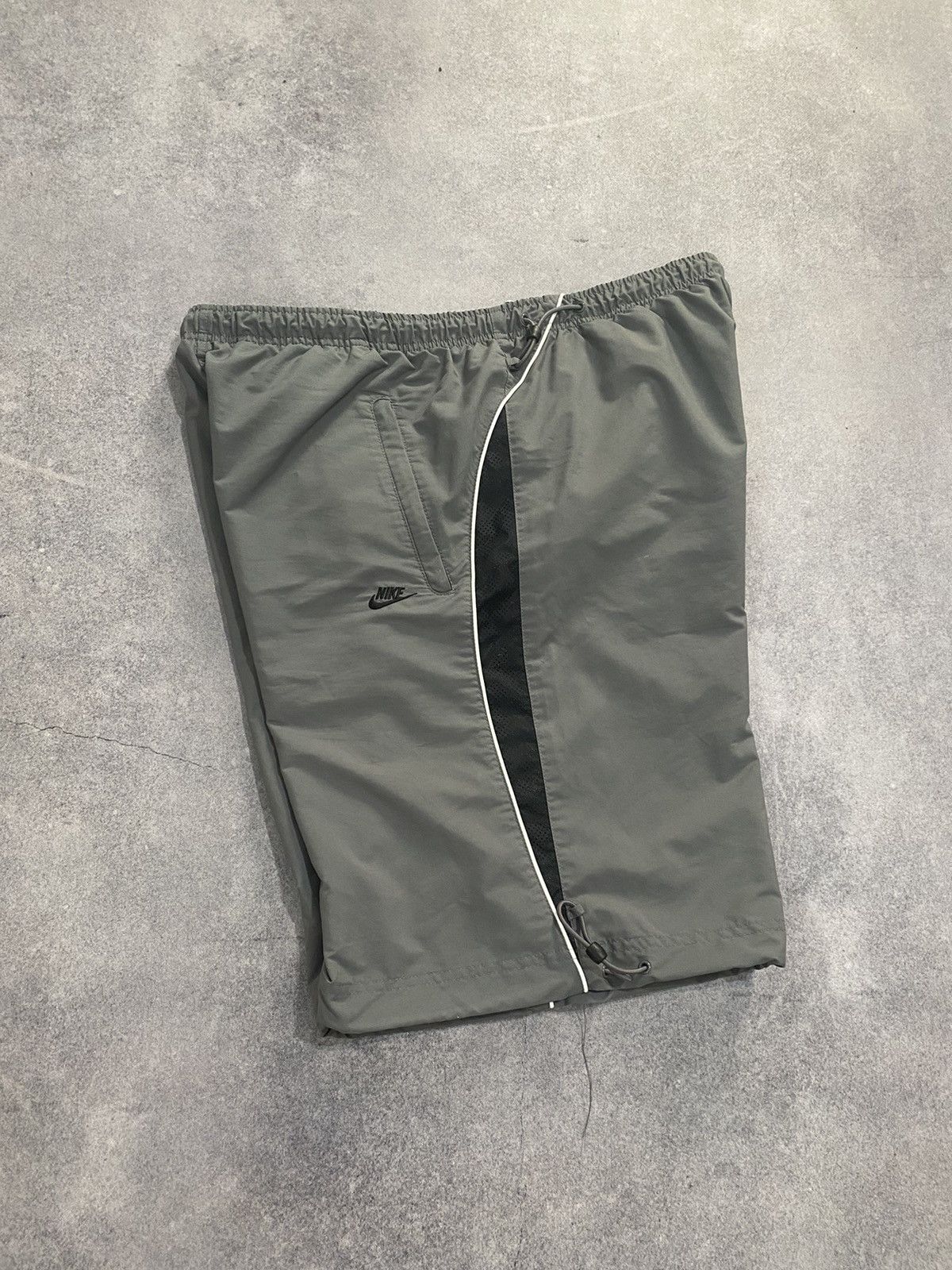 Nike × Vintage Vintage Nike Track Shorts Drill Size US 38 / EU 54 - 4 Thumbnail