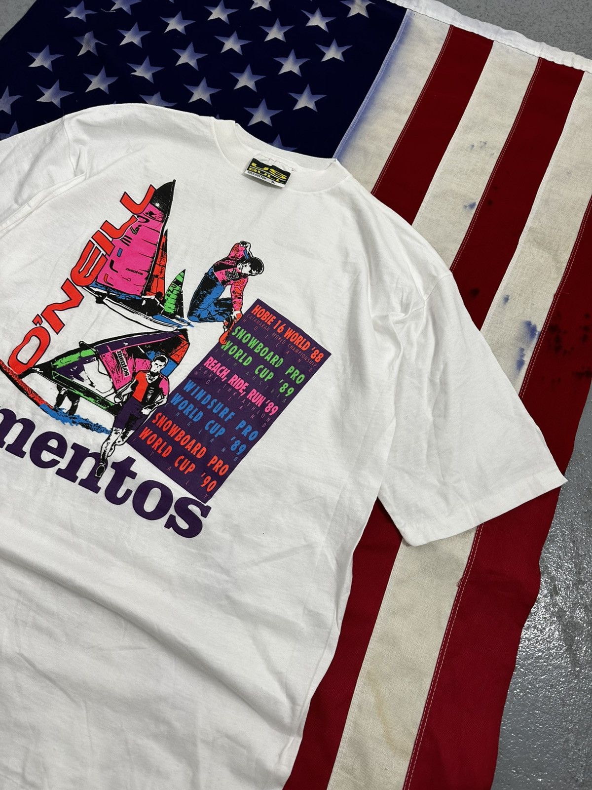 O'Neill Vintage O'Neill x mentos big logo t-shirt Size US XL / EU 56 / 4 - 4 Thumbnail