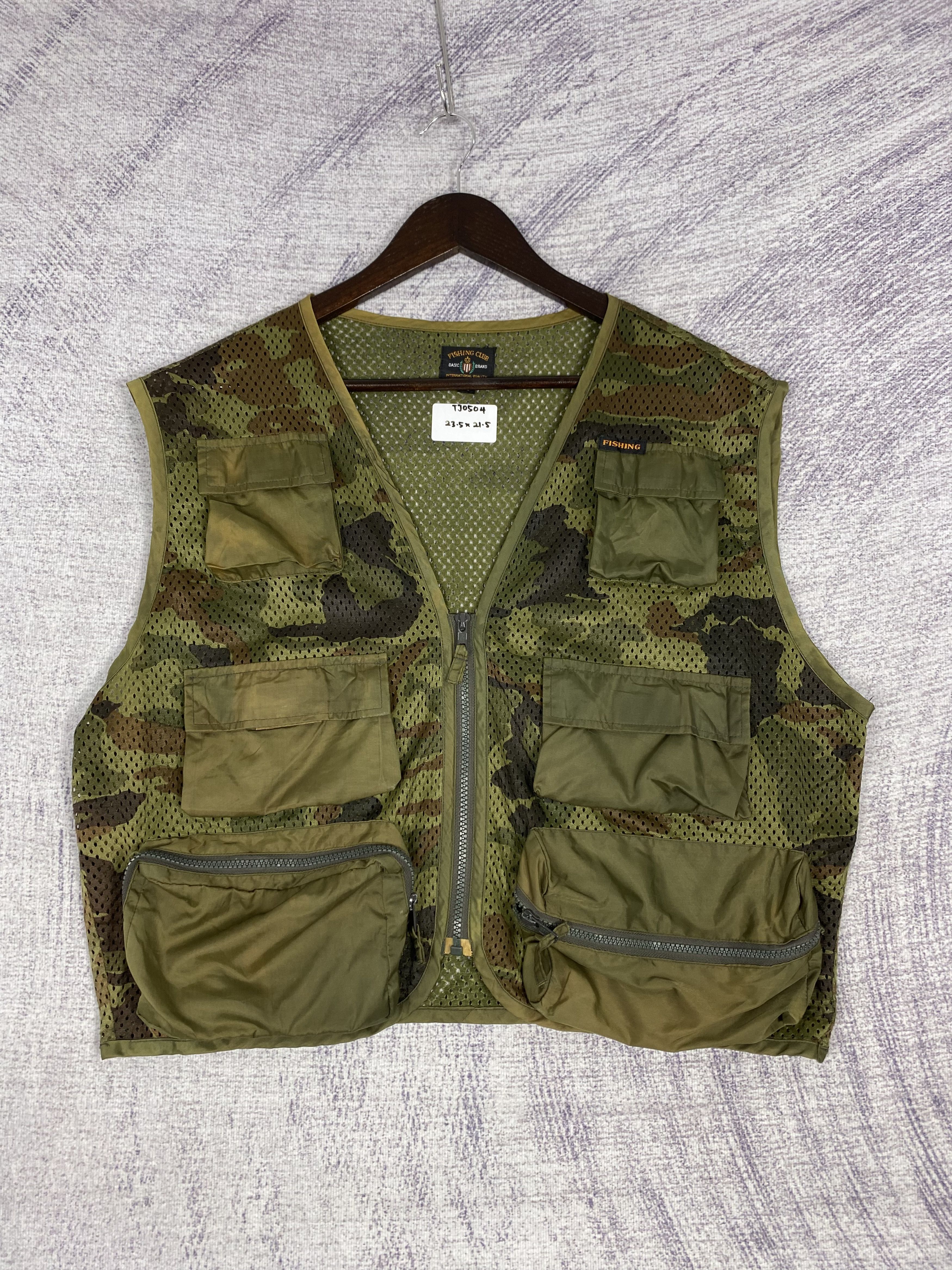 Japanese Brand Vintage Japanese Brand Multi Pocket Camo Utility Vest Size US L / EU 52-54 / 3 - 1 Thumbnail