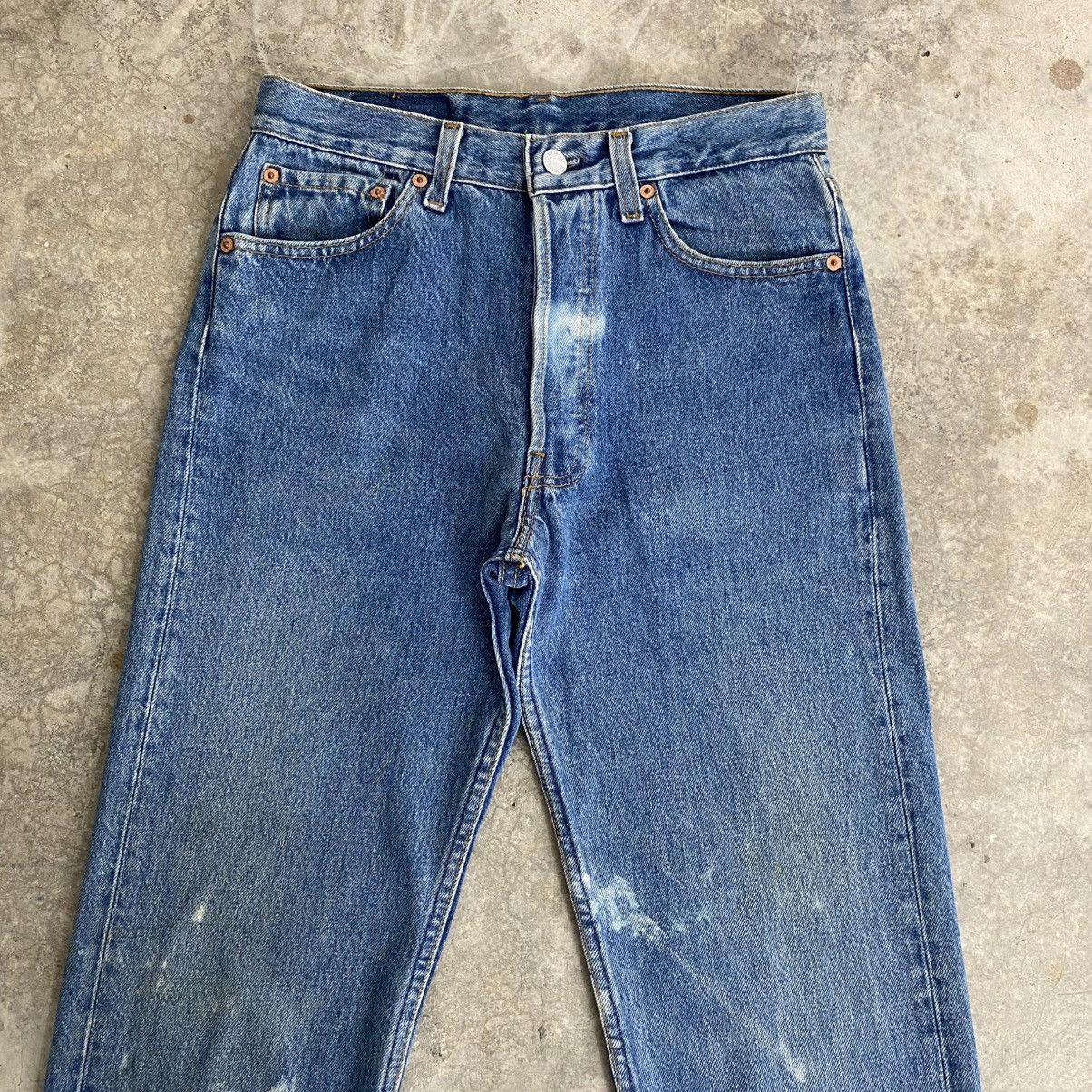 Levi's Size 29x32.5 Vintage 1992 Levis 501 Faded Blue Stained Jeans Size US 29 - 3 Thumbnail