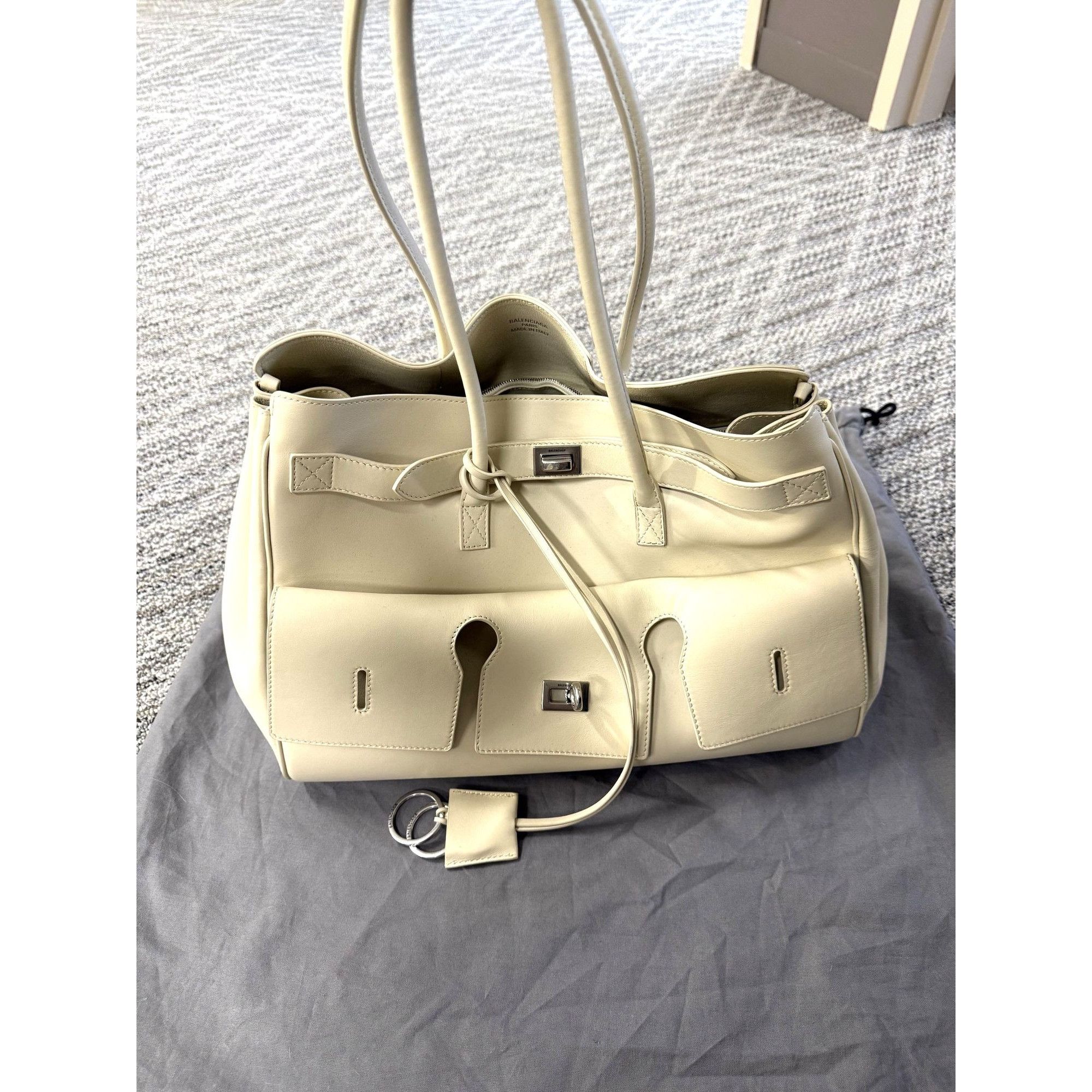 Balenciaga Balenciaga Medium Bel Air Tote Bag White Size ONE SIZE - 1 Thumbnail