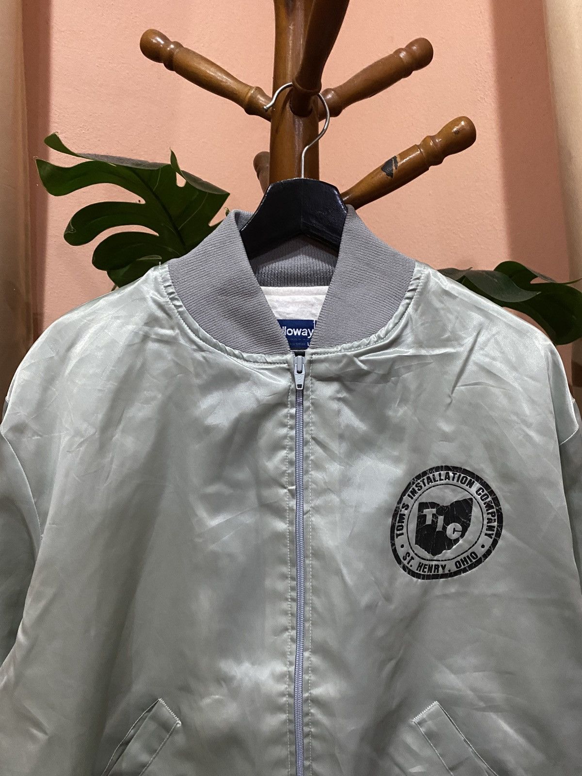 Holloway Vintage Holloway Silver Bomber Jacket USA Made Size US L / EU 52-54 / 3 - 6 Thumbnail