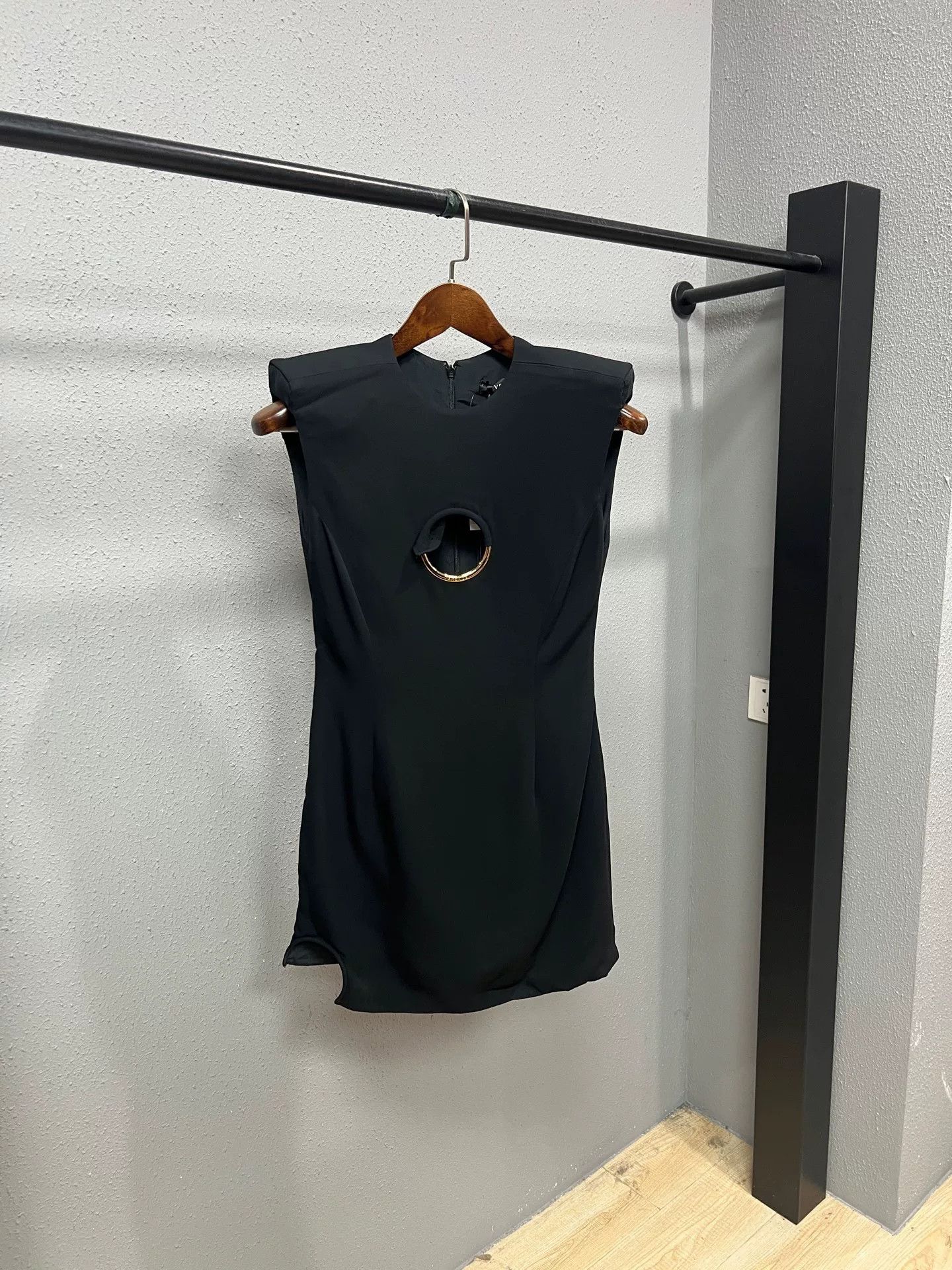 Versace Versace Metallic Ring Cutout Vest Dress Size M / US 6-8 / IT 42-44 - 1 Thumbnail