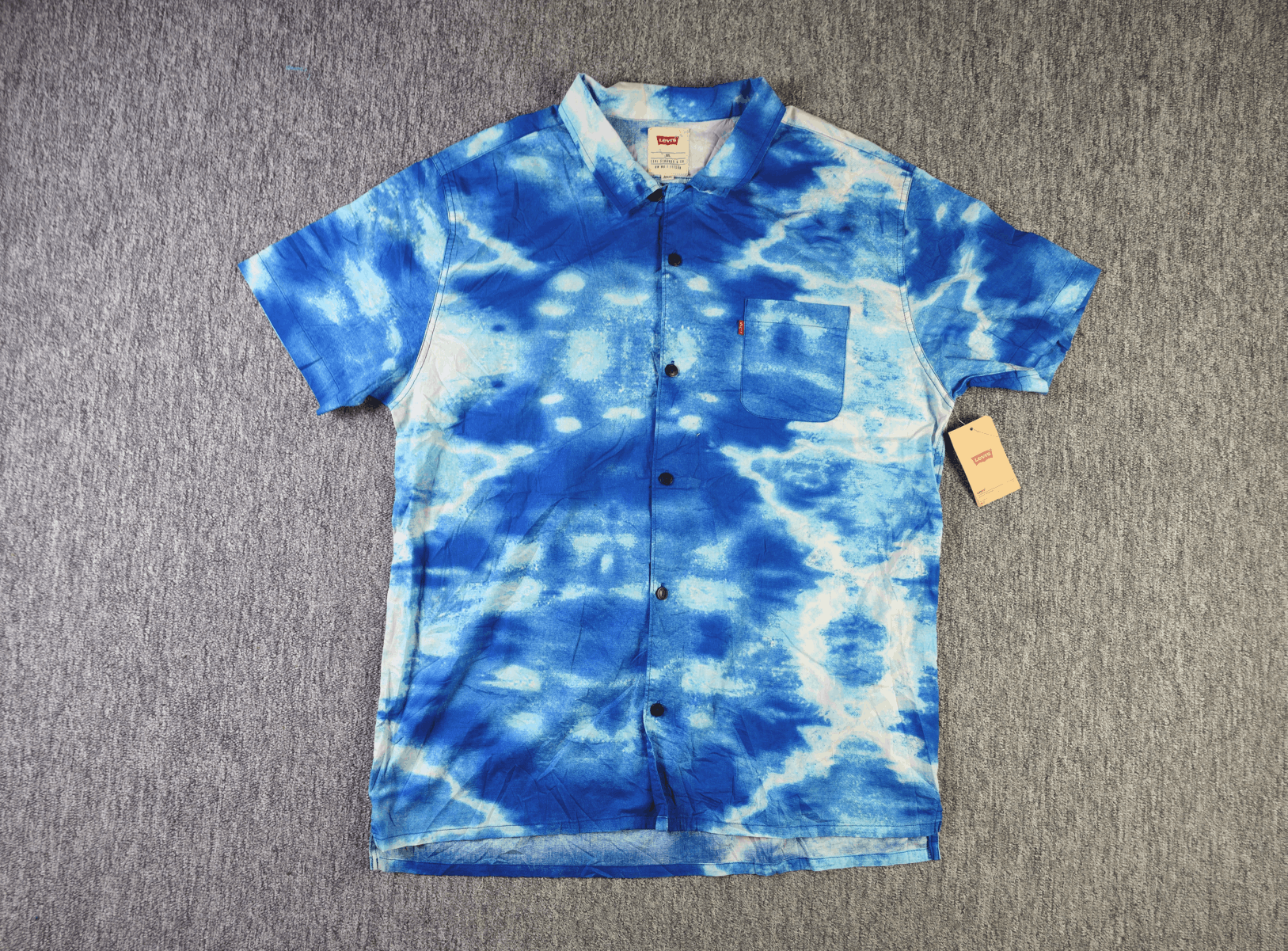 Levi's NWT Levi's Tie Dye Camp Shirt Short Sleeve Button Up XXL Size US XXL / EU 58 / 5 - 1 Thumbnail