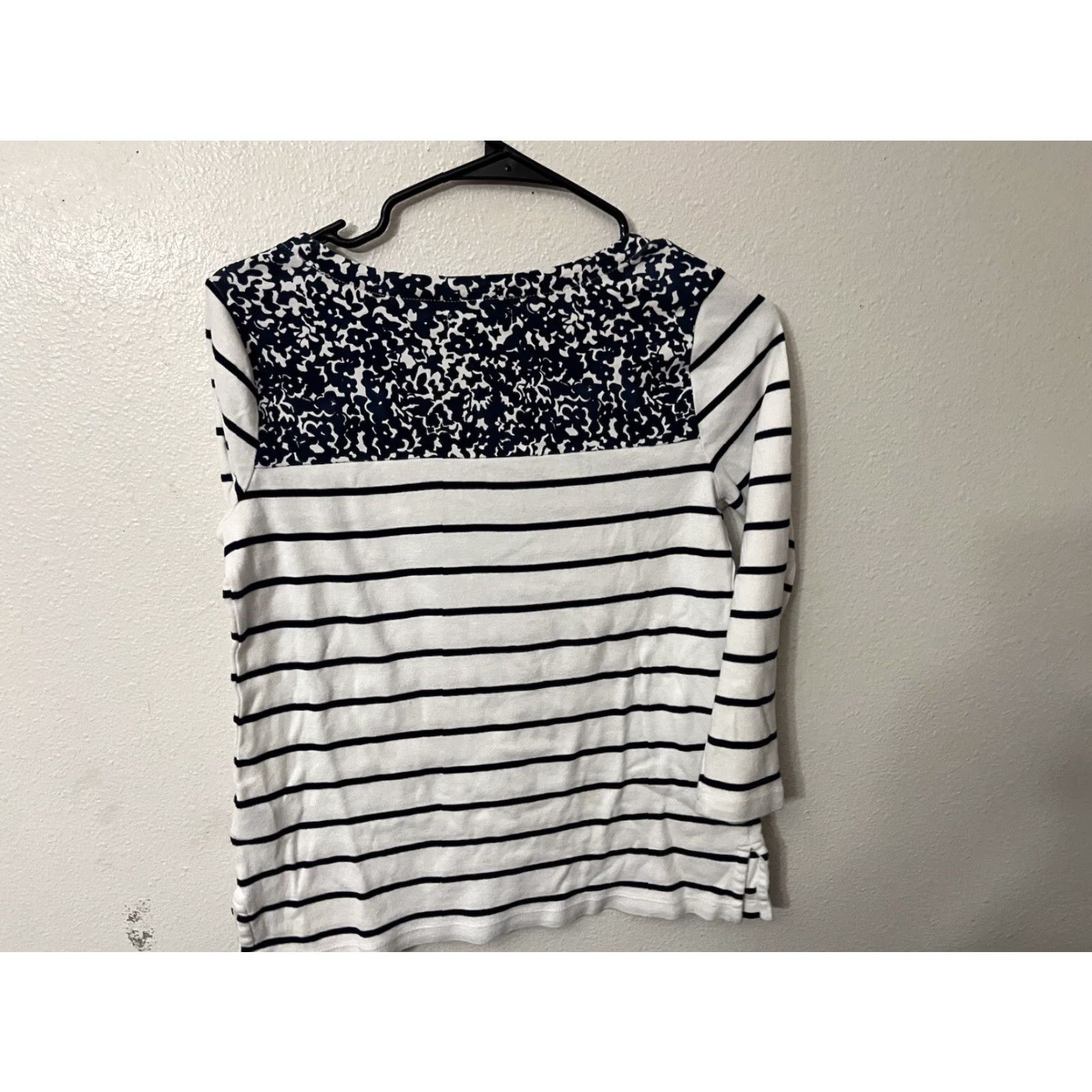 Nautica Nautica Small White Navy Striped 3/4 Sleeve w/ Button Accents on Shoulder Size S / US 4 / IT 40 - 3 Thumbnail