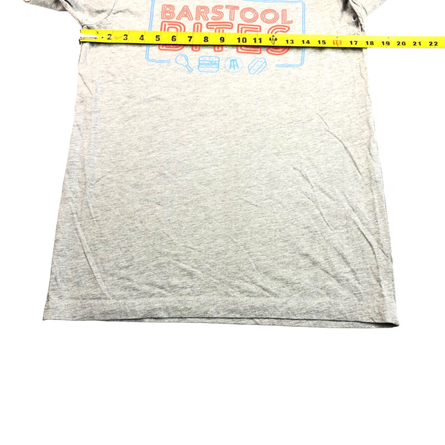Vintage Barstool Bites Graphic T-Shirt Men's Medium Gray 100% Polyester Short Sleeve Size US M / EU 48-50 / 2 - 6 Thumbnail
