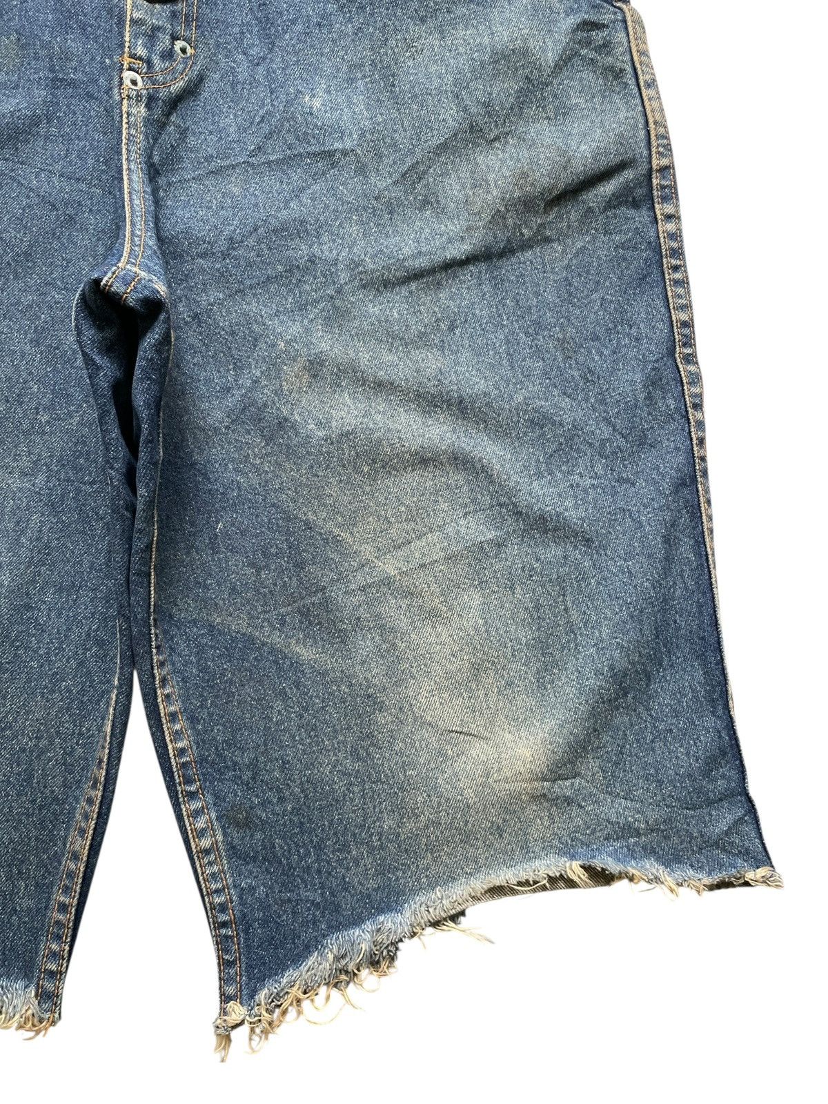 Japanese Brand Vintage Japanese Brand Mud Wash Distress Loose Jean Shorts Size US 34 / EU 50 - 9 Thumbnail