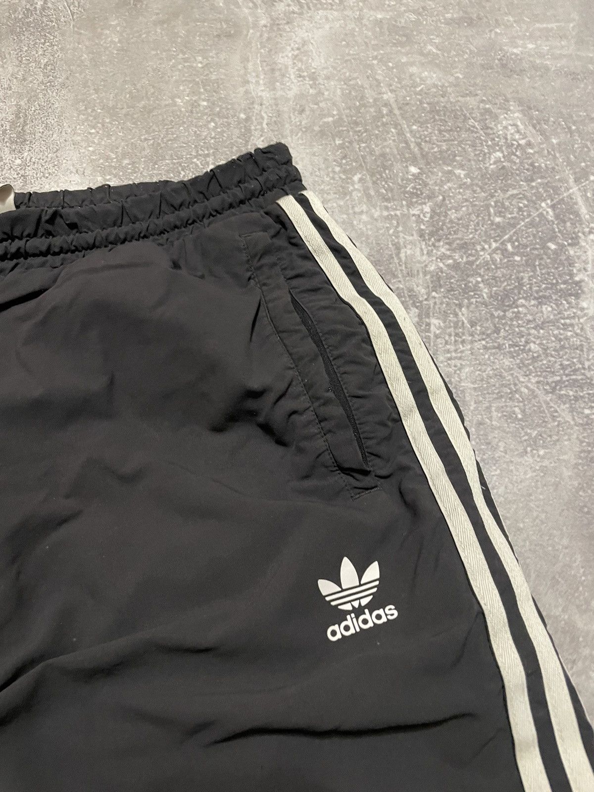 Adidas Vintage Adidas Nylon Parachute Striped Pants Size US 34 / EU 50 - 13 Thumbnail