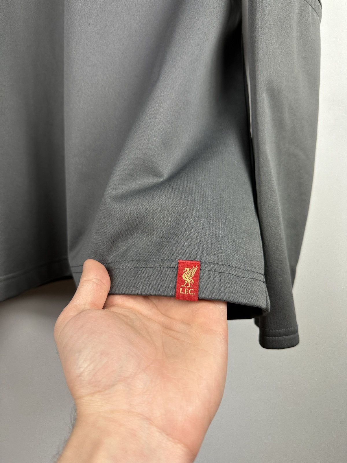 New Balance New Balance Liverpool Men’s Training Long Sleeve Jersey Size US XL / EU 56 / 4 - 8 Thumbnail