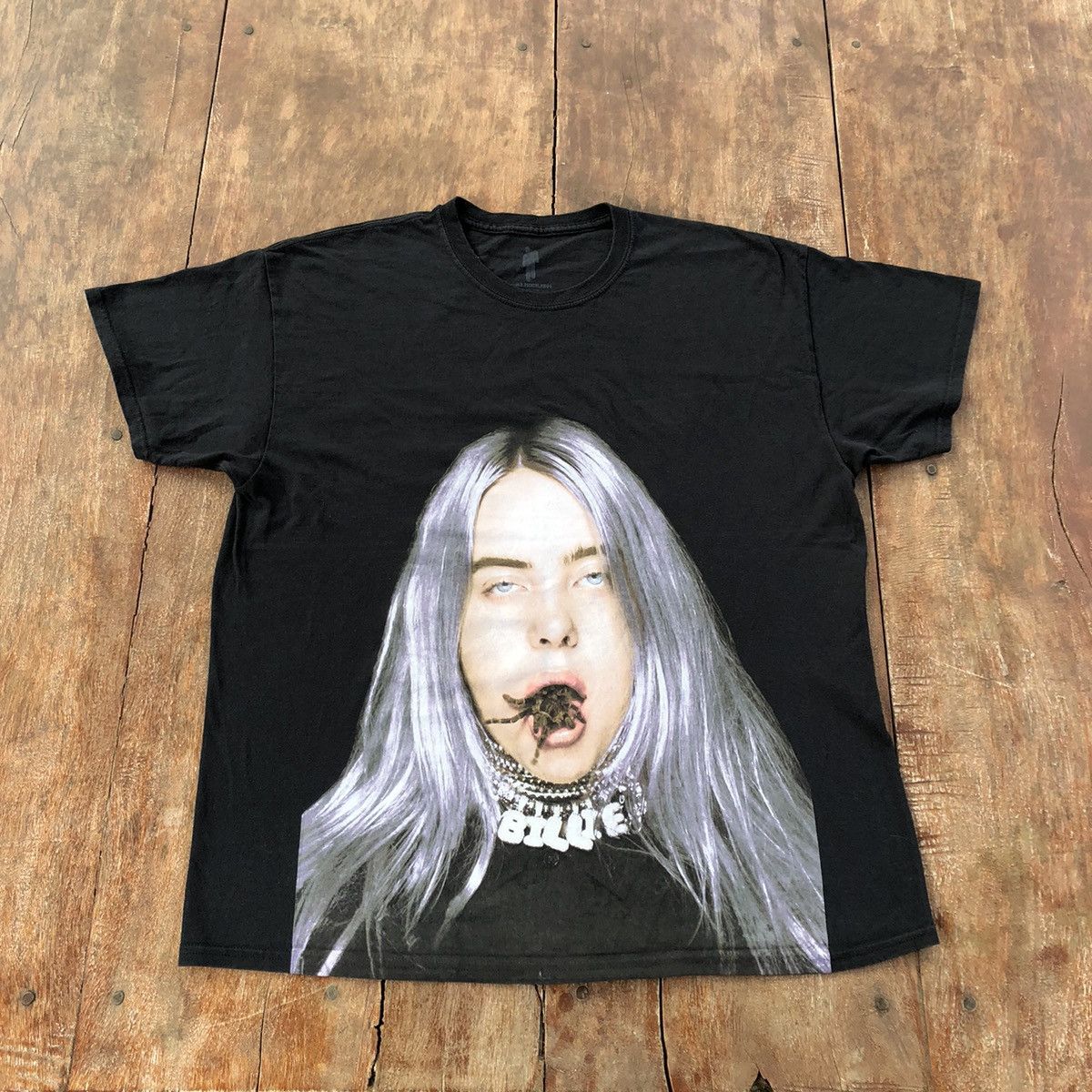 Band Tees Billie Eilish Tarantula Spider Song T Shirt Size US XL / EU 56 / 4 - 1 Thumbnail