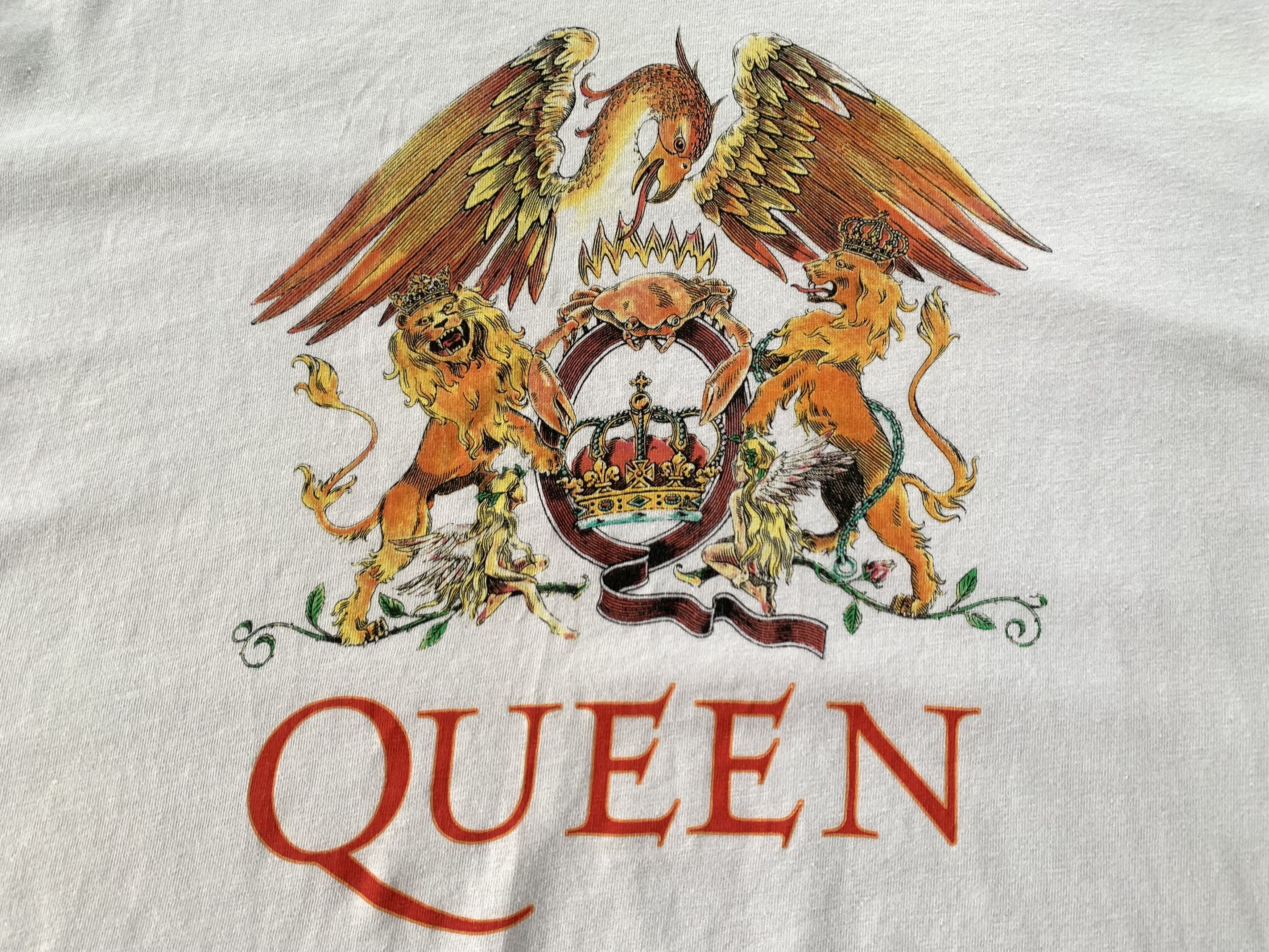 Band Tees Queen White Cotton Big Logo Printed T-Shirt Size US L / EU 52-54 / 3 - 5 Thumbnail