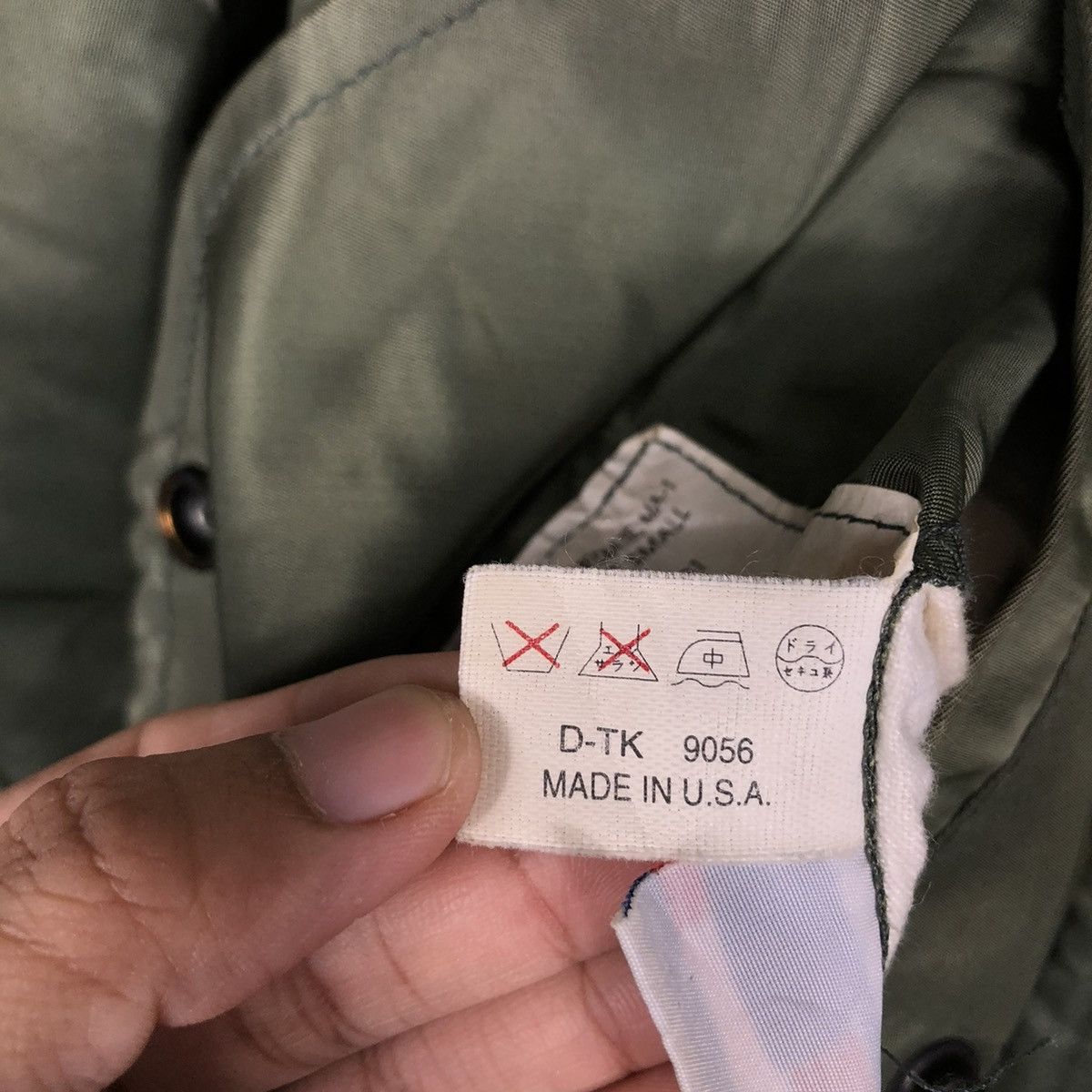 Avirex 🔥VINTAGE MA-1 REVERSIBLE BOMBER JACKET AVIREX LTD USA Size US S / EU 44-46 / 1 - 25 Thumbnail