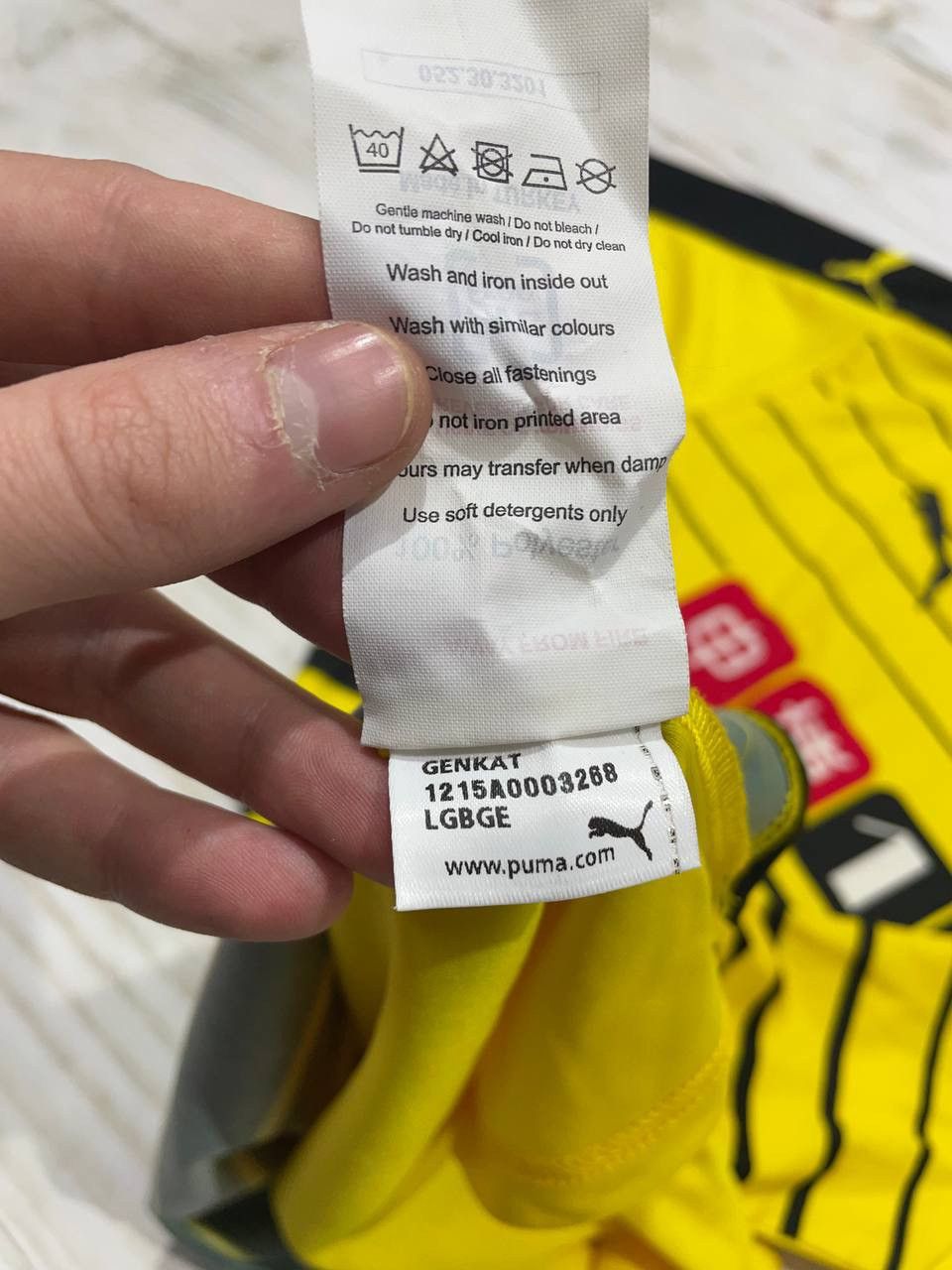 Puma Puma Watford 2015 2016 Home Shirt Soccer Jersey Football Size US L / EU 52-54 / 3 - 10 Thumbnail