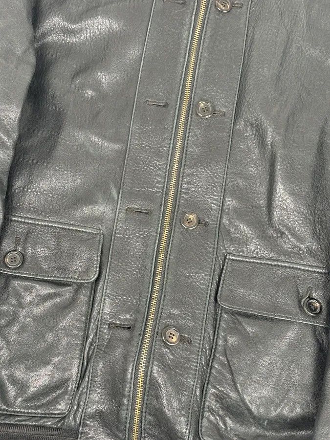 Yves Saint Laurent 2000s Yves Saint Laurent Black Leather Logo Bomber Jacket Size US L / EU 52-54 / 3 - 8 Thumbnail