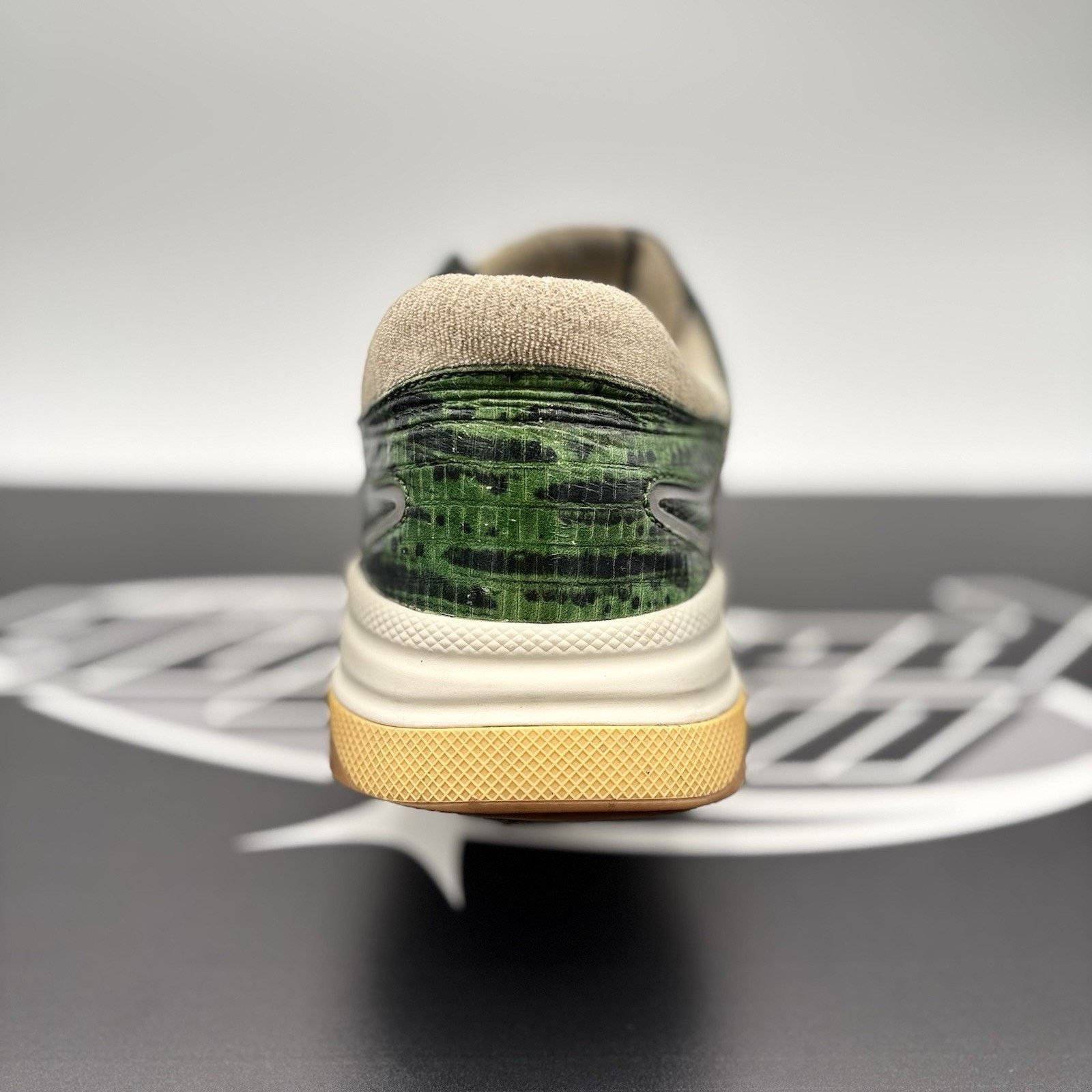 Gucci Gucci Ultrapace ' Green Tejus Printed ' | GOOD CONDITION! Size US 10.5 / EU 43-44 - 12 Thumbnail