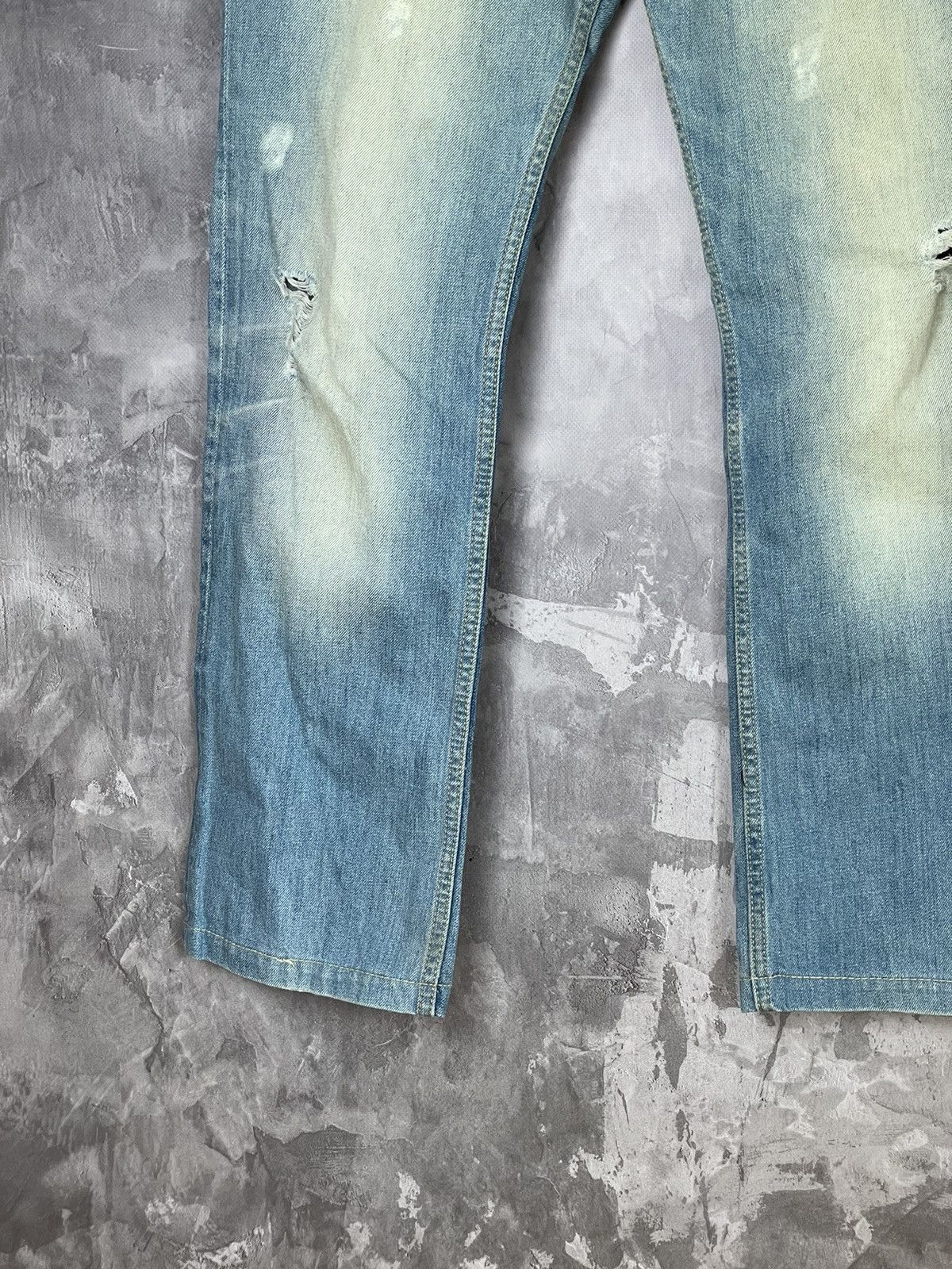 Diesel × Vintage Diesel Y2K Distressed Vintage 90s Baggy Jeans Size US 32 / EU 48 - 5 Thumbnail