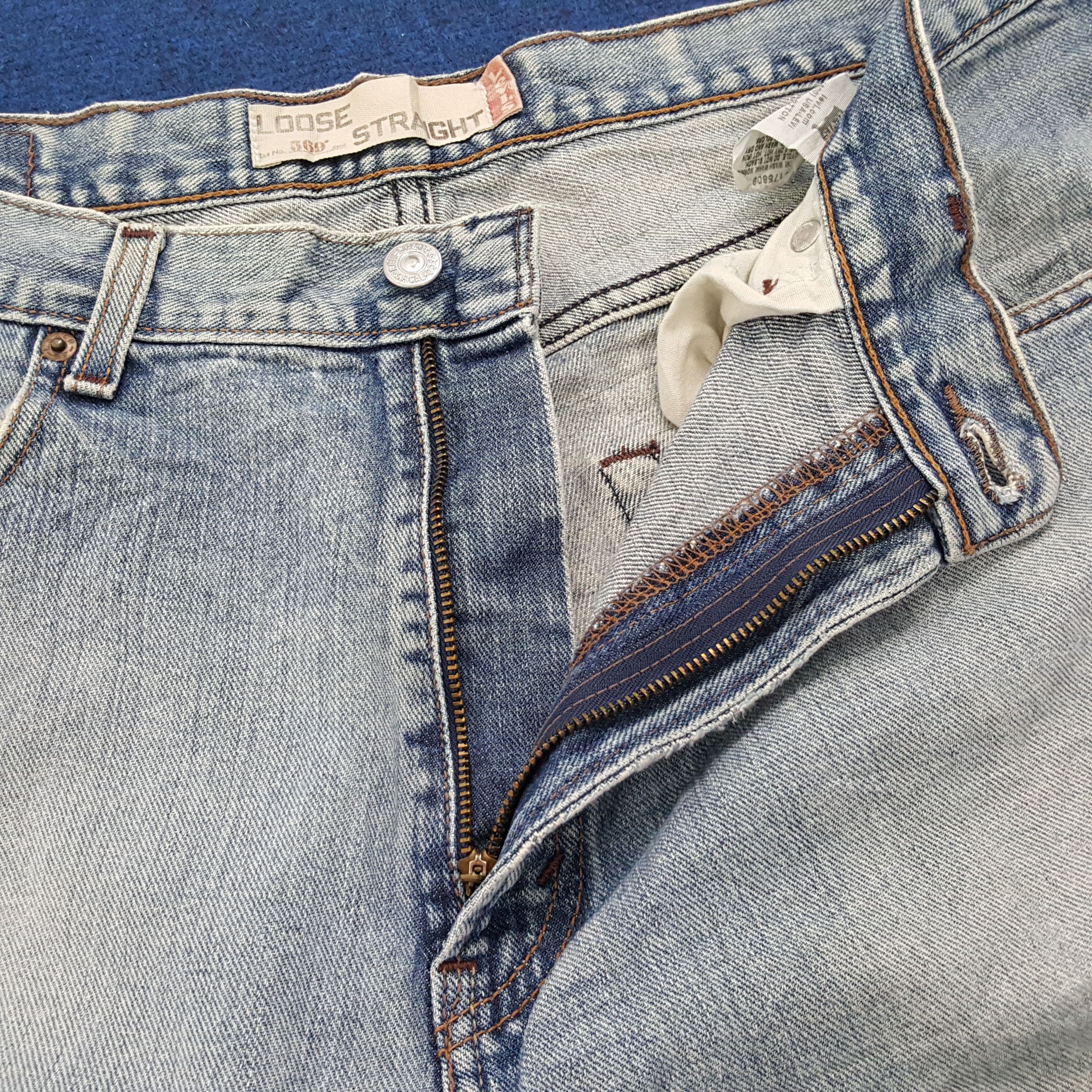 Levi's × Vintage Vintage Levi's 569 Loose Straight Distressed Jeans Size US 34 / EU 50 - 10 Thumbnail