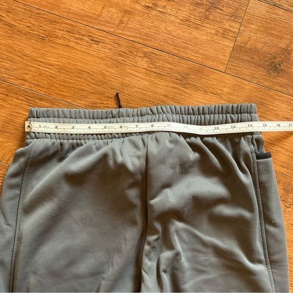 Under Armour Under Armour Gray Pants Athletic Sweatpants Athleisure Size Size US 30 / EU 46 - 7 Thumbnail