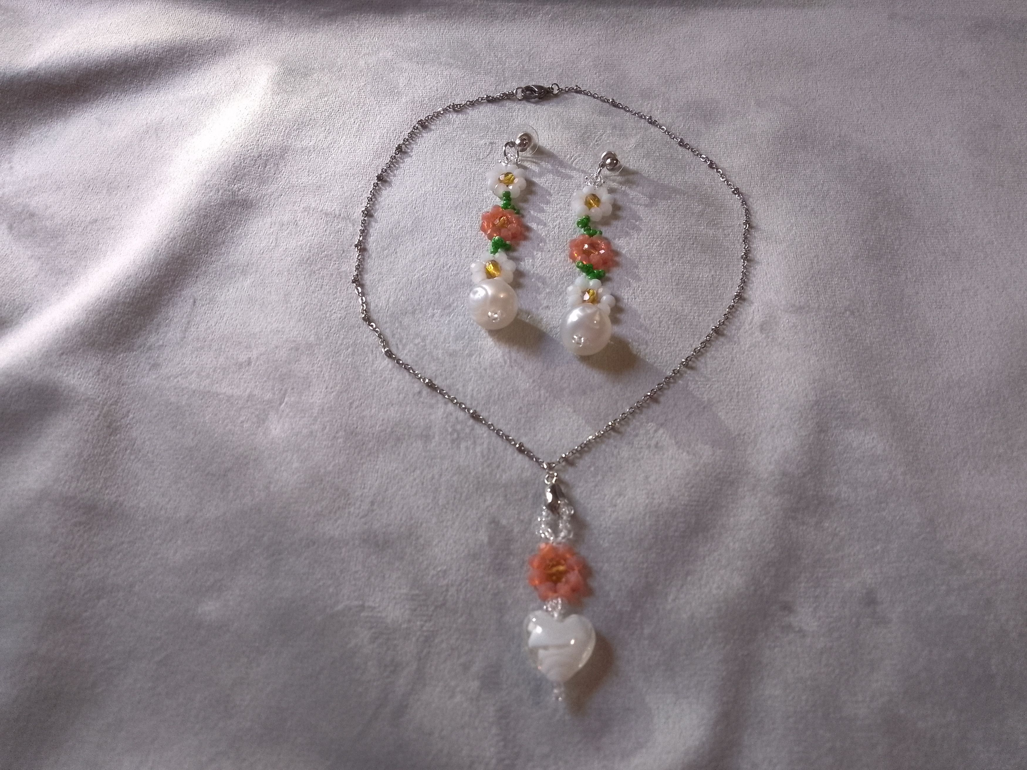 Handmade Necklace Pendant Earrings. Heart Flowers. Elegant Size ONE SIZE - 9 Thumbnail