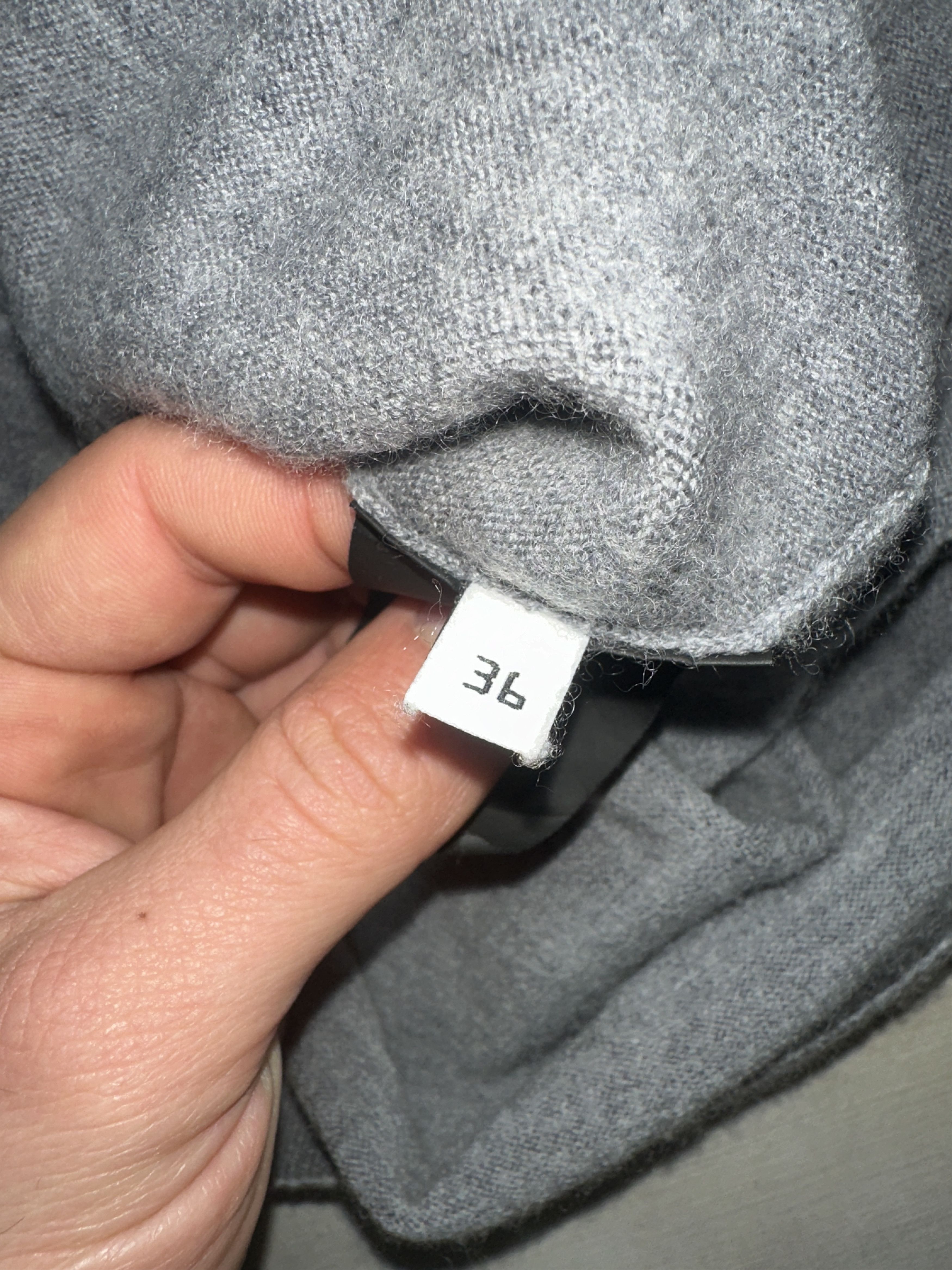 Balenciaga Balenciaga Long Cardigan Wool Cashmere Button Knit Size 36 Size XS / US 0-2 / IT 36-38 - 13 Thumbnail