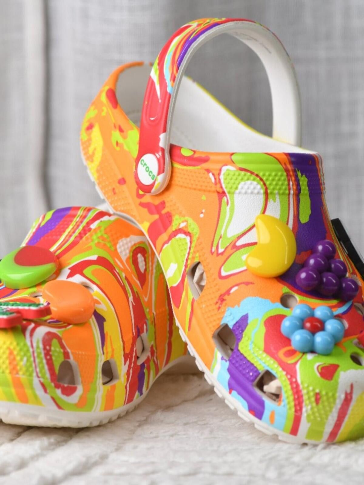 Crocs Trix Cereal x Crocs Classic Clog Size US 6 / EU 39 - 3 Thumbnail