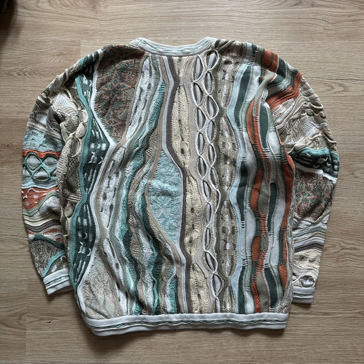 Coogi Vintage Coogi 3D Sweater Size US S / EU 44-46 / 1 - 5 Thumbnail