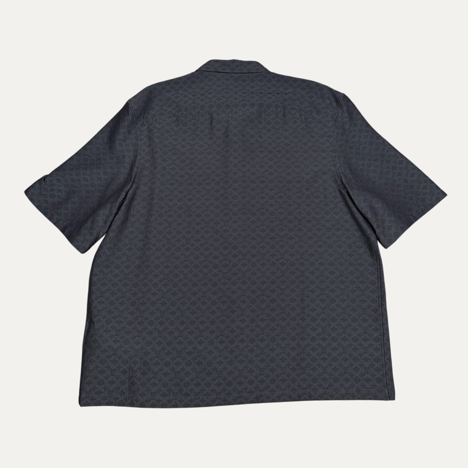Louis Vuitton Louis Vuitton Mini Monogram Silk Blend Button Up T-Shirt Size XL / US 12-14 / IT 48-50 - 2 Thumbnail