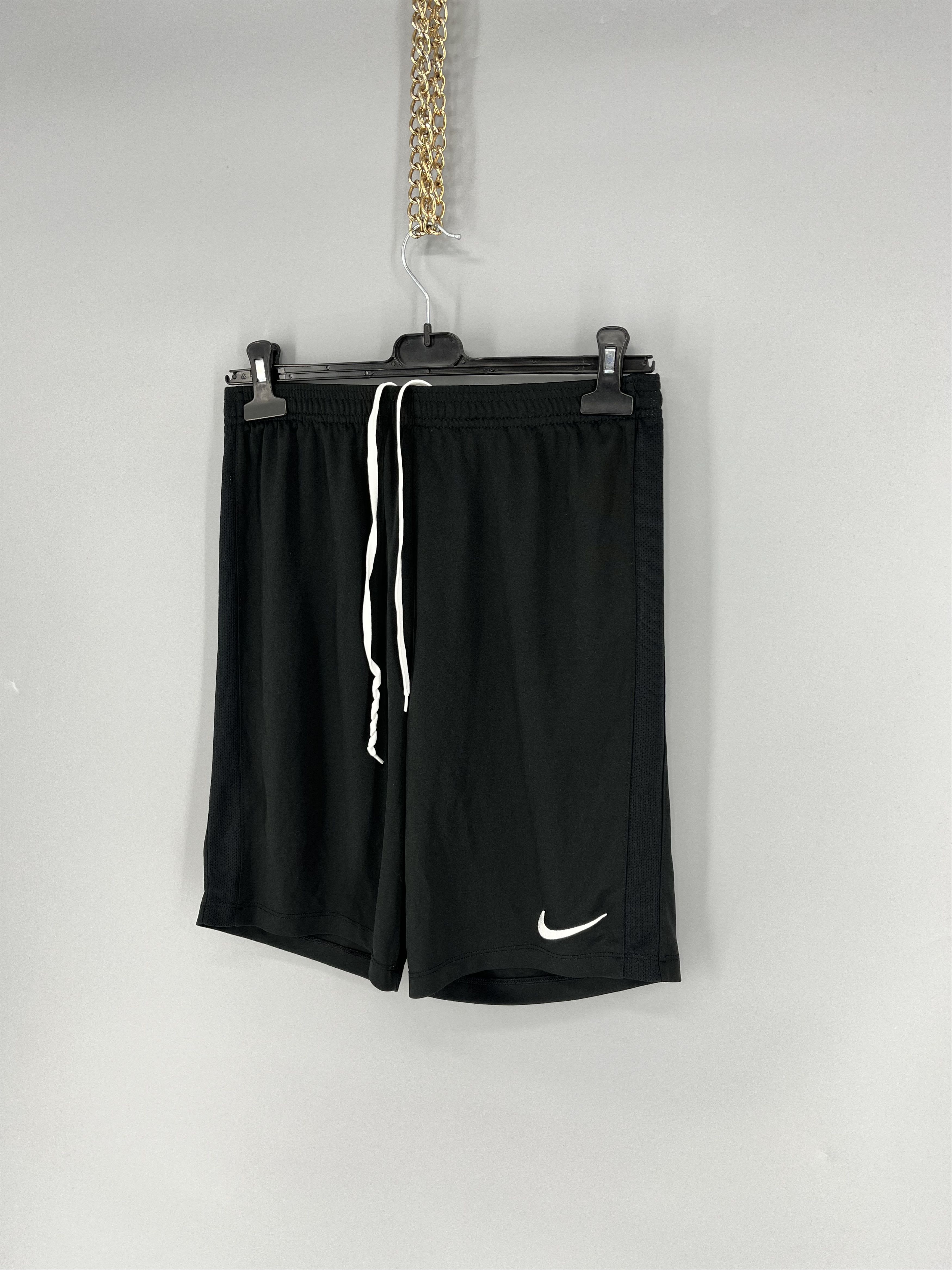 Nike Vintage Nike Swoosh Logo Shorts Travis Style Dri-Fit Size US 32 / EU 48 - 3 Thumbnail