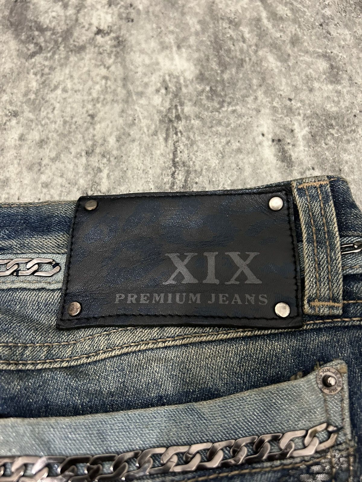 If Six Was Nine × Japanese Brand × Le Grande Bleu (L.G.B.) XIX Denim Chain Boot Cut Mudwash Pants Size US 28 / EU 44 - 14 Thumbnail