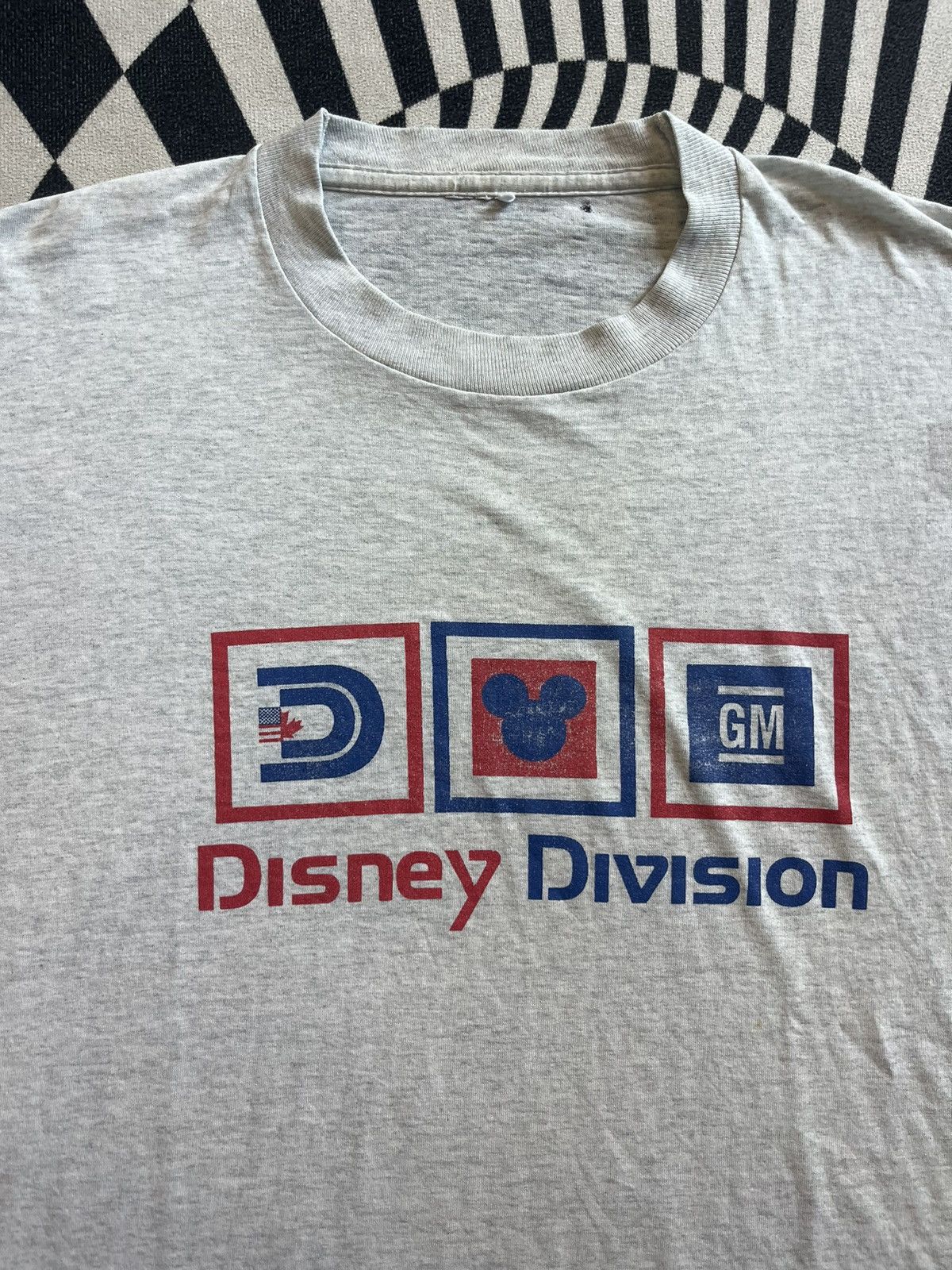 Disney Vtg 90s Disney Division Mickey Mouse GM General Tshirt Size US XL / EU 56 / 4 - 4 Thumbnail