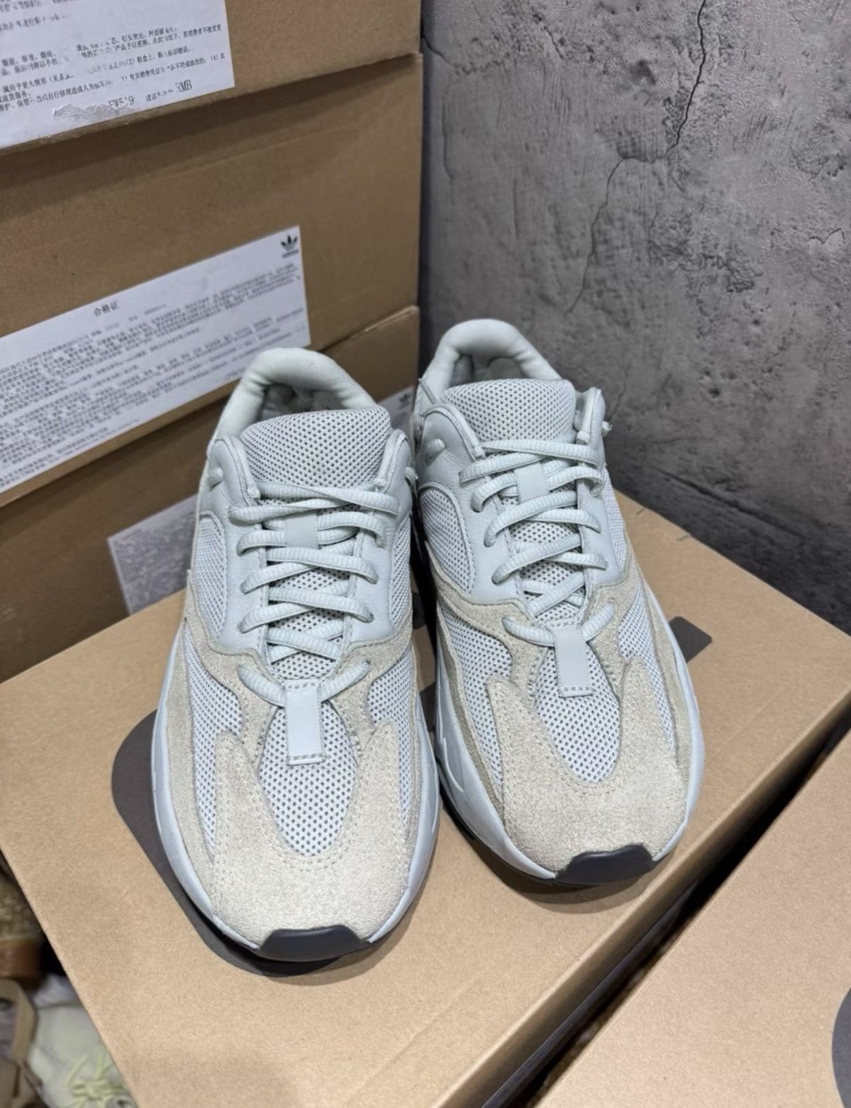 Adidas adidas Yeezy 700 Salt, EG7487 K37 Size US 8 / IT 38 - 7 Thumbnail