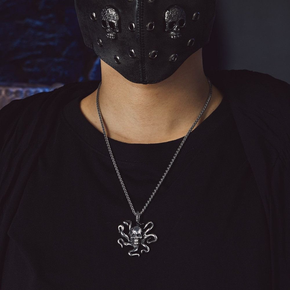 Jewelry Octopus Skeleton Skull Necklace Size ONE SIZE - 3 Thumbnail