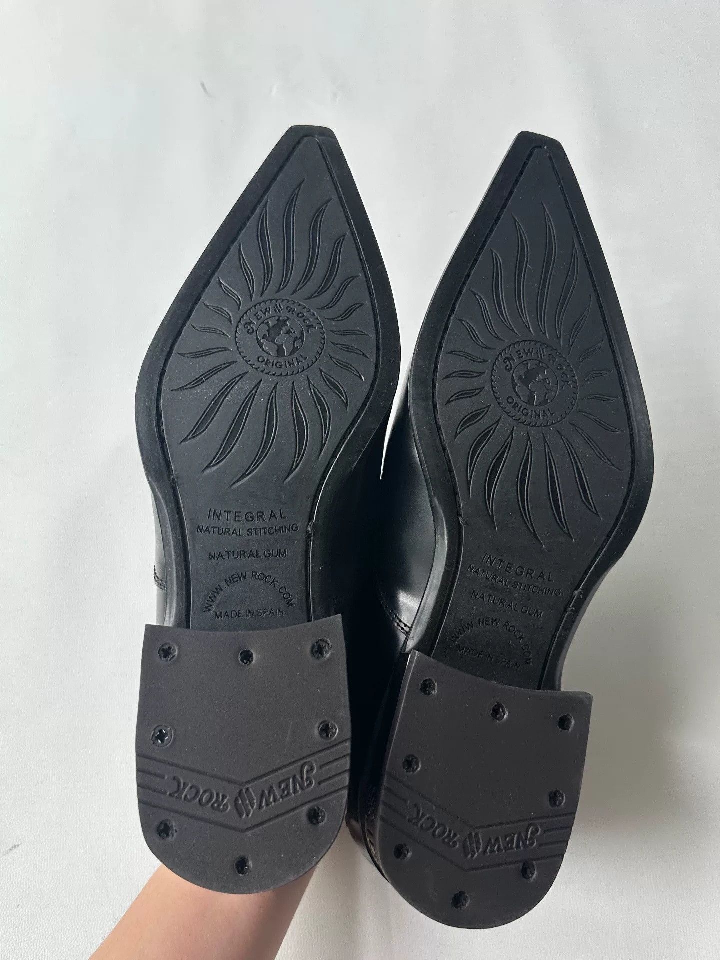 Vetements Vetements x Rock Boots Size US 7 / EU 40 - 2 Thumbnail