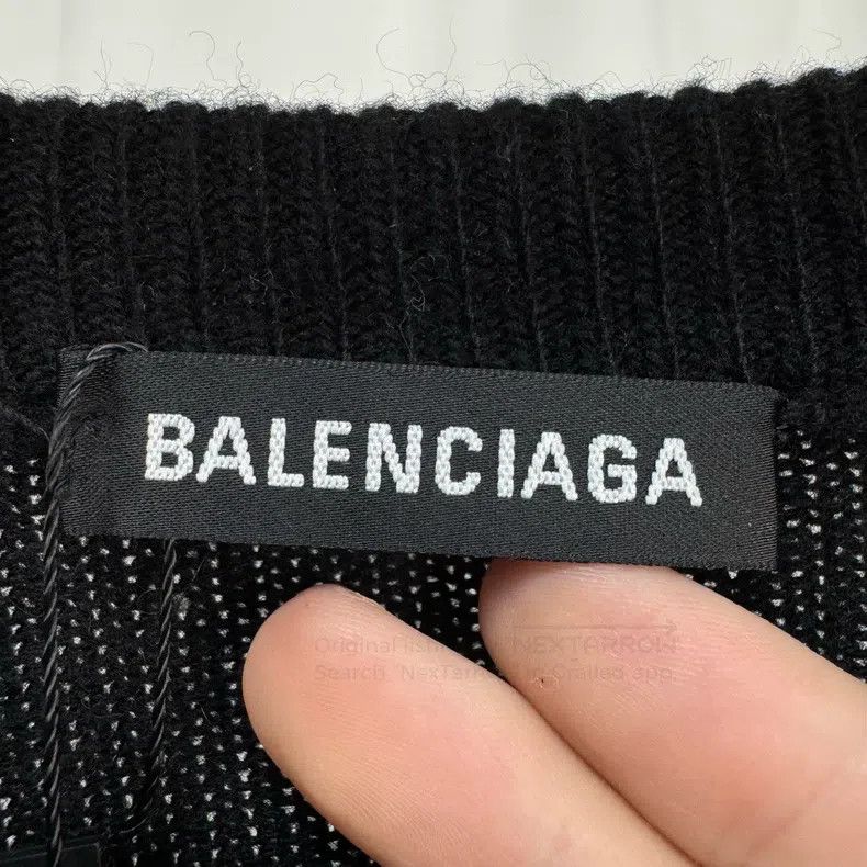 Balenciaga Balenciaga Torch Embroidered Letter Wool Sweater Size US S / EU 44-46 / 1 - 5 Thumbnail