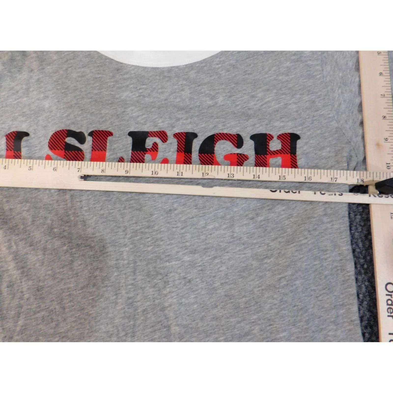 Victoria's Secret Victoria's Secret Pink Shirt M Gray Women Christmas Cotton T-Shirt Regular Short Sleeve Crew Neck Holiday Christmas Theme Slim? Size M / US 6-8 / IT 42-44 - 5 Thumbnail