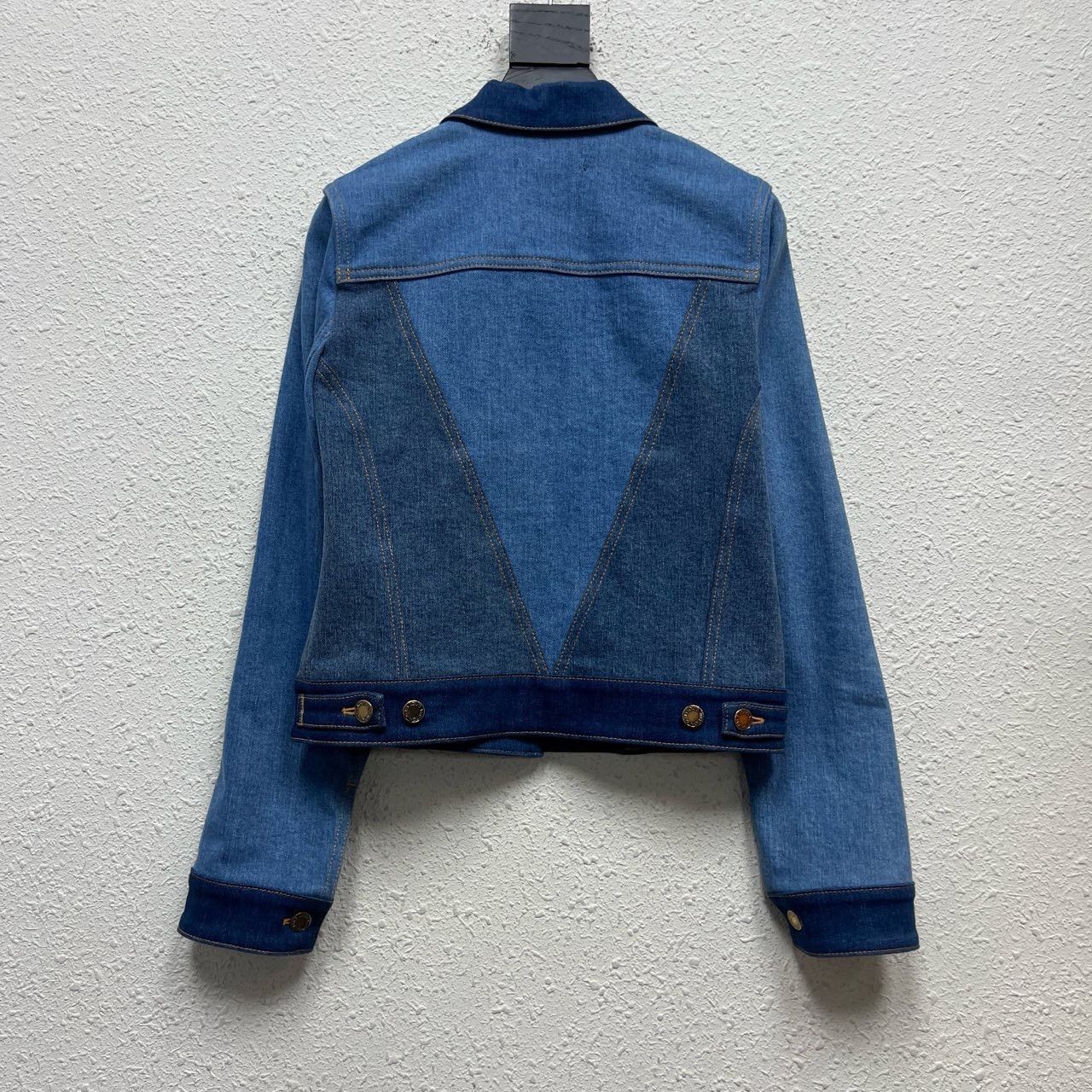 Louis Vuitton LOUIS VUITTON LV patchwork denim jacket Nextarrow-2412 Size US L / EU 52-54 / 3 - 2 Thumbnail
