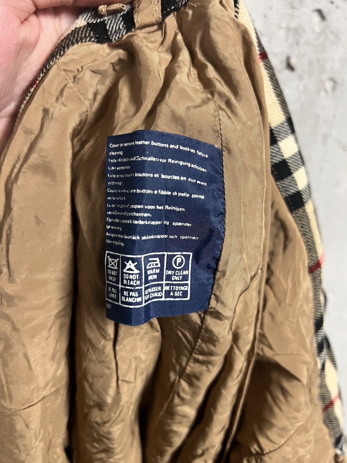 Burberry Vintage Burberrys Nova Check Skirt Wool. Long Beige Size 27" / US 4 / IT 40 - 8 Thumbnail