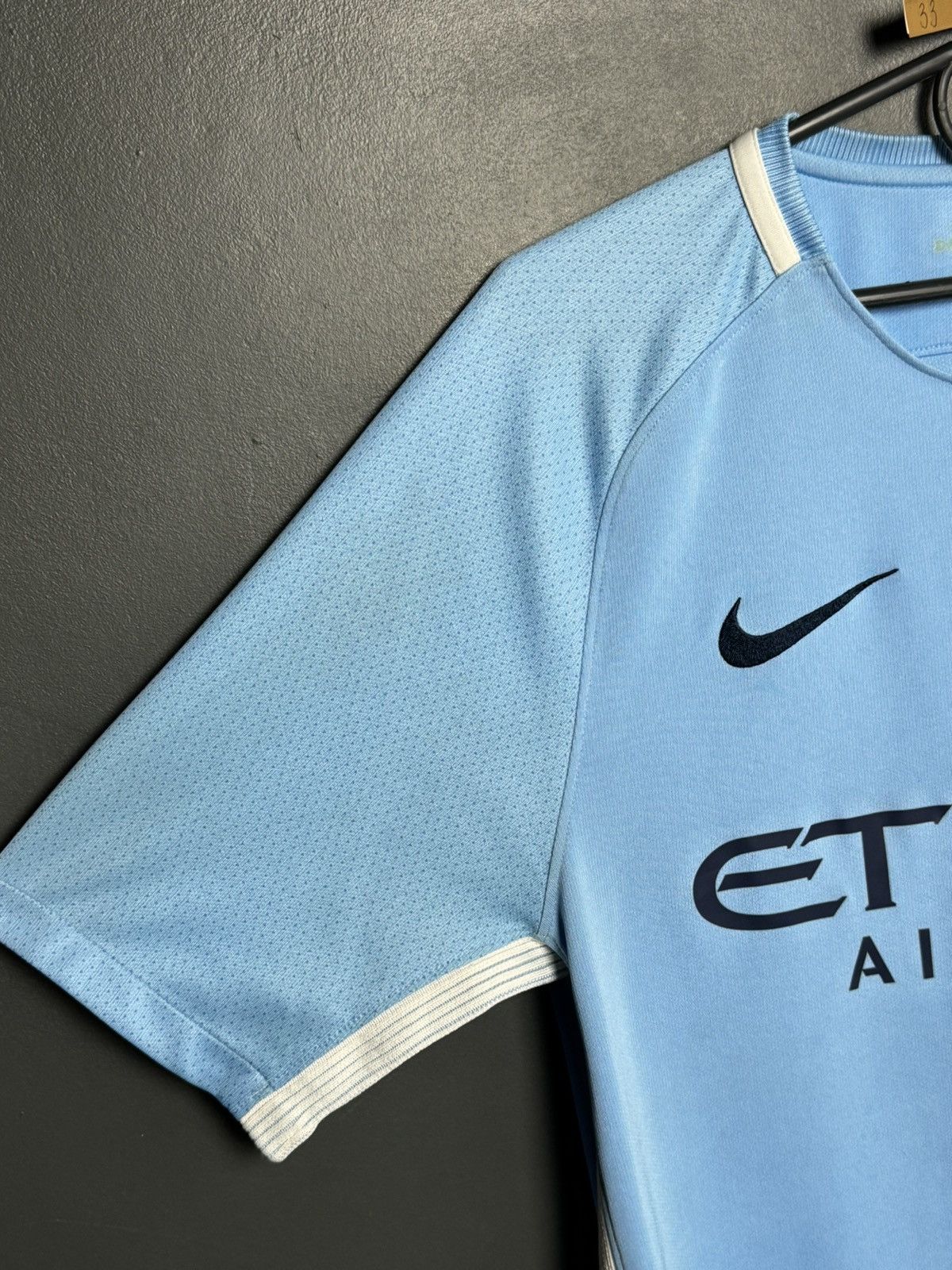 Nike Manchester City 17/18 Home Football Jersey Size US S / EU 44-46 / 1 - 6 Thumbnail