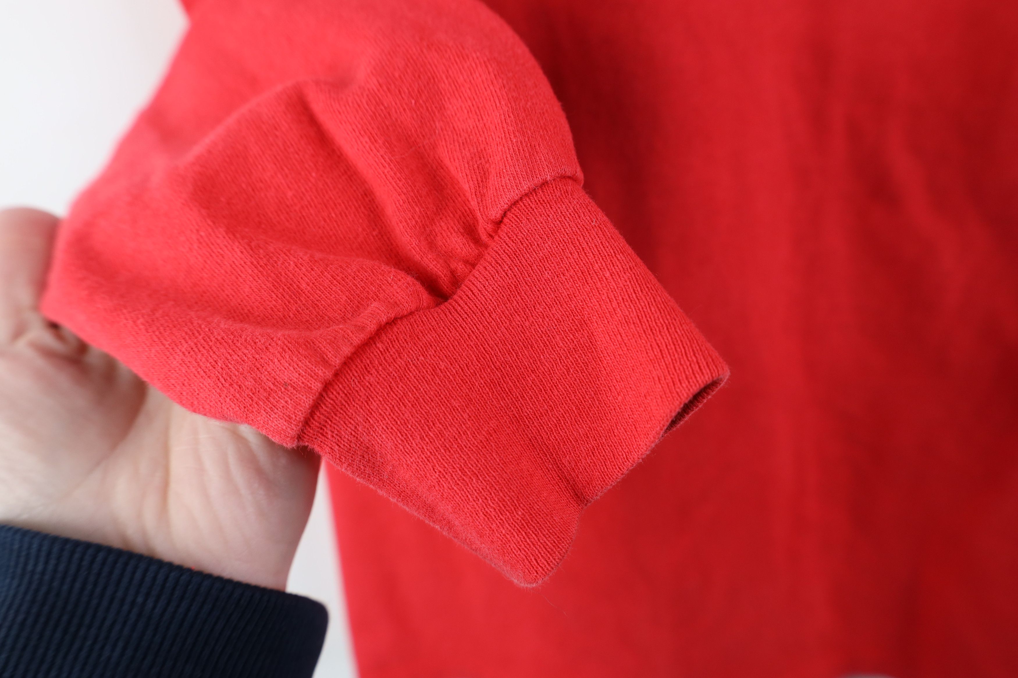 Hanes Vintage 90s Hanes Beefy Cotton Long Sleeve T-Shirt Red USA Size US L / EU 52-54 / 3 - 8 Thumbnail